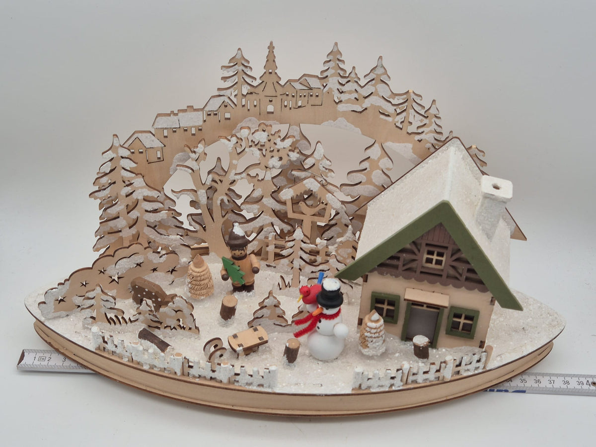 Beleuchtetes Winterdorf aus Holz – LED-Farbwechsel – QVC – ca. 22 cm
