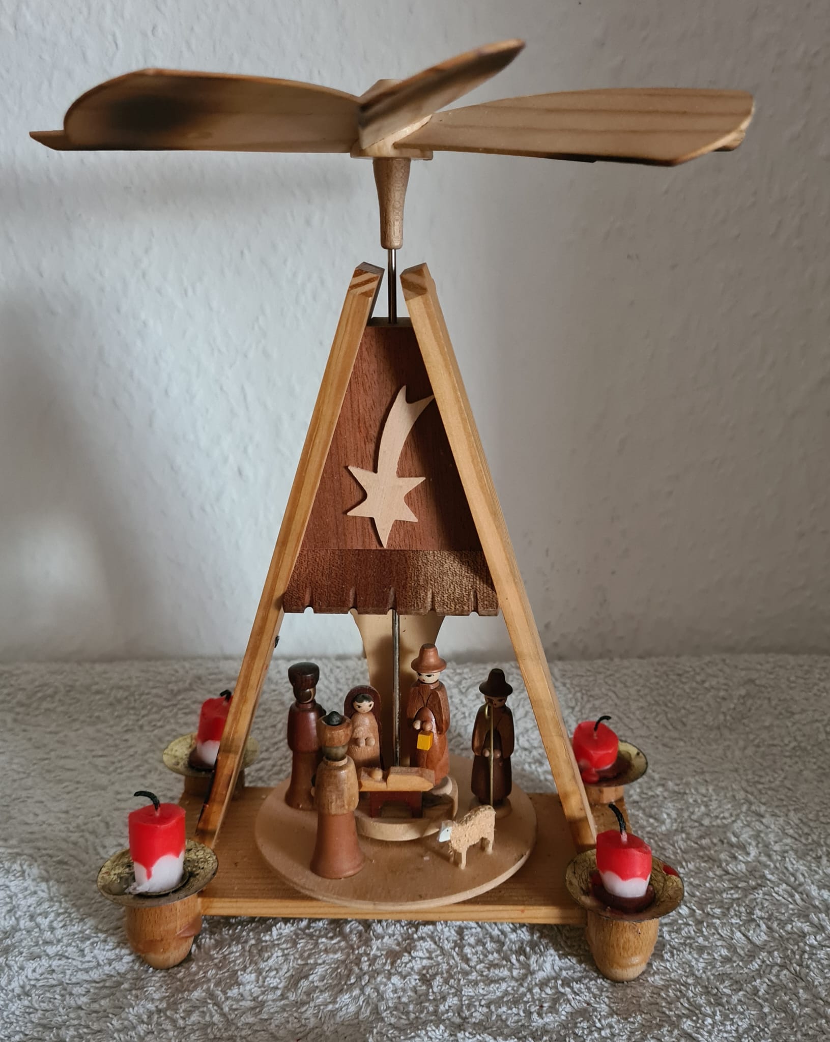 Zeidler Weihnachtspyramide aus dem Erzgebirge Dregeno