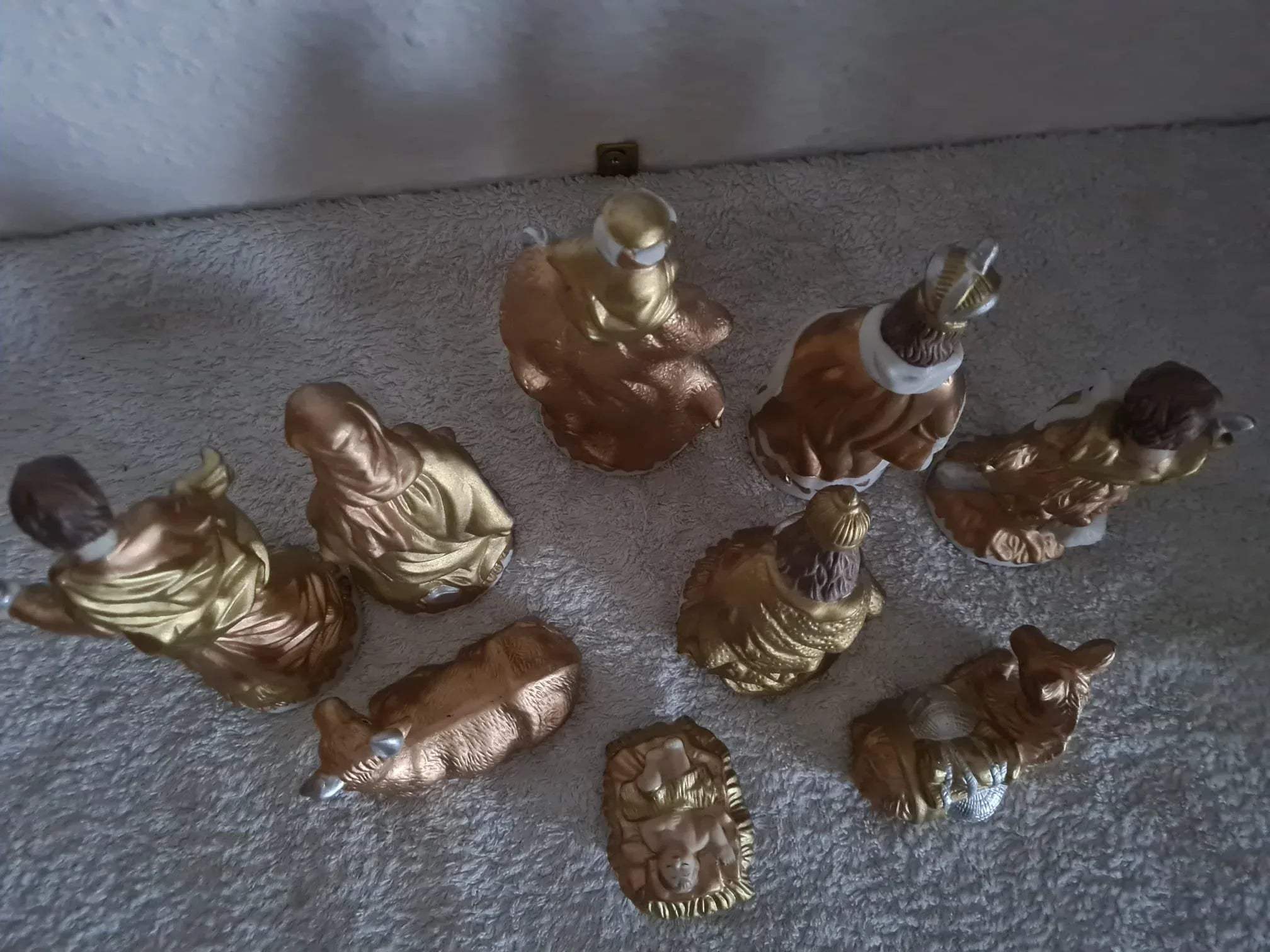 Krippenspiel / Porzelanfiguren / Weihnachten / Krippenfiguren