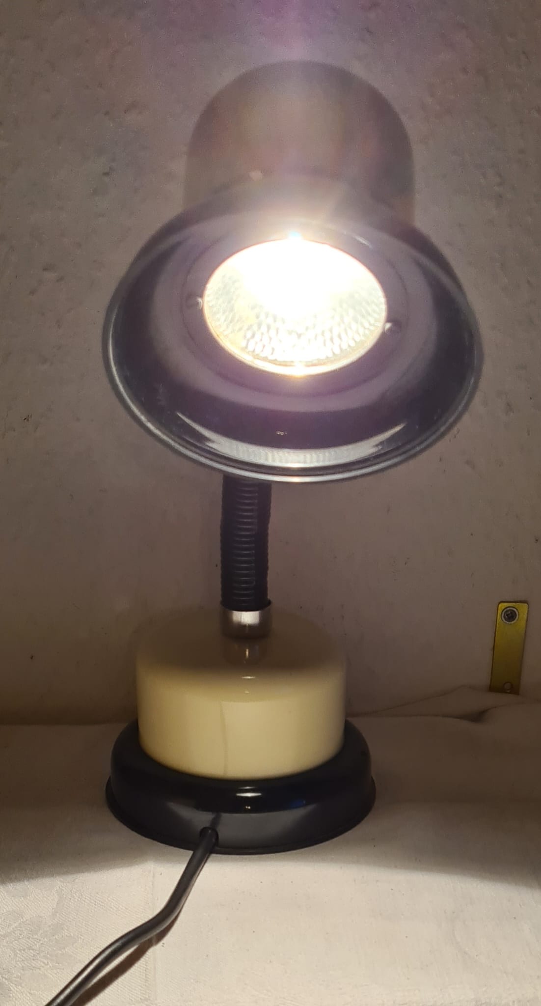 Alte DDR NARVA Halogenlampe, Werkstattlampe Typ 4850 ca. 1970