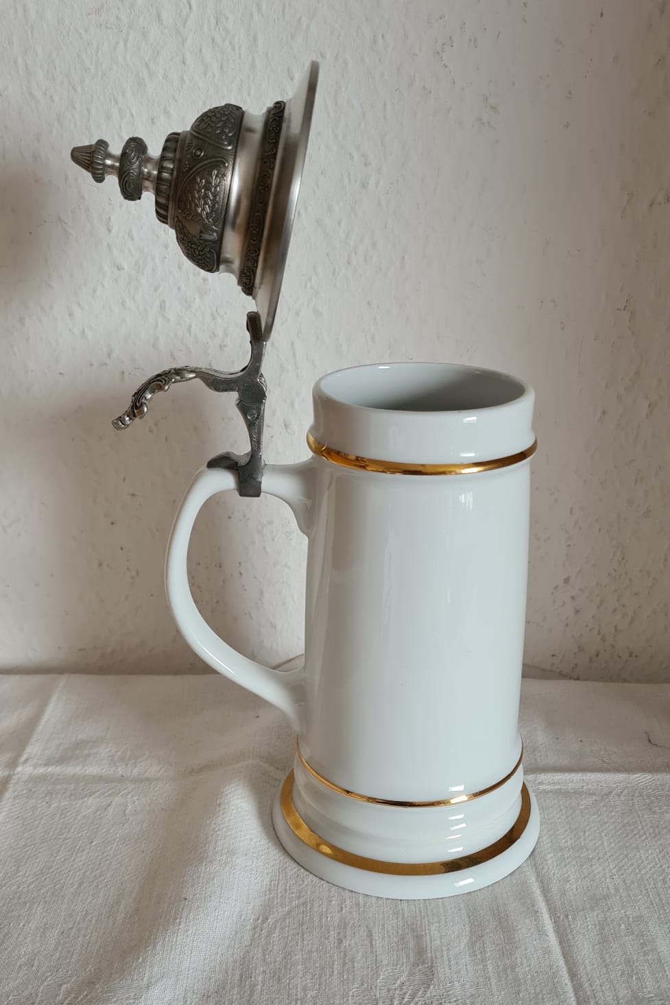 Porzellankrug mit Zinndeckel von Schönknecht Reichenbach Glück auf 80. Geburtstag, Bierkrug, Humpen