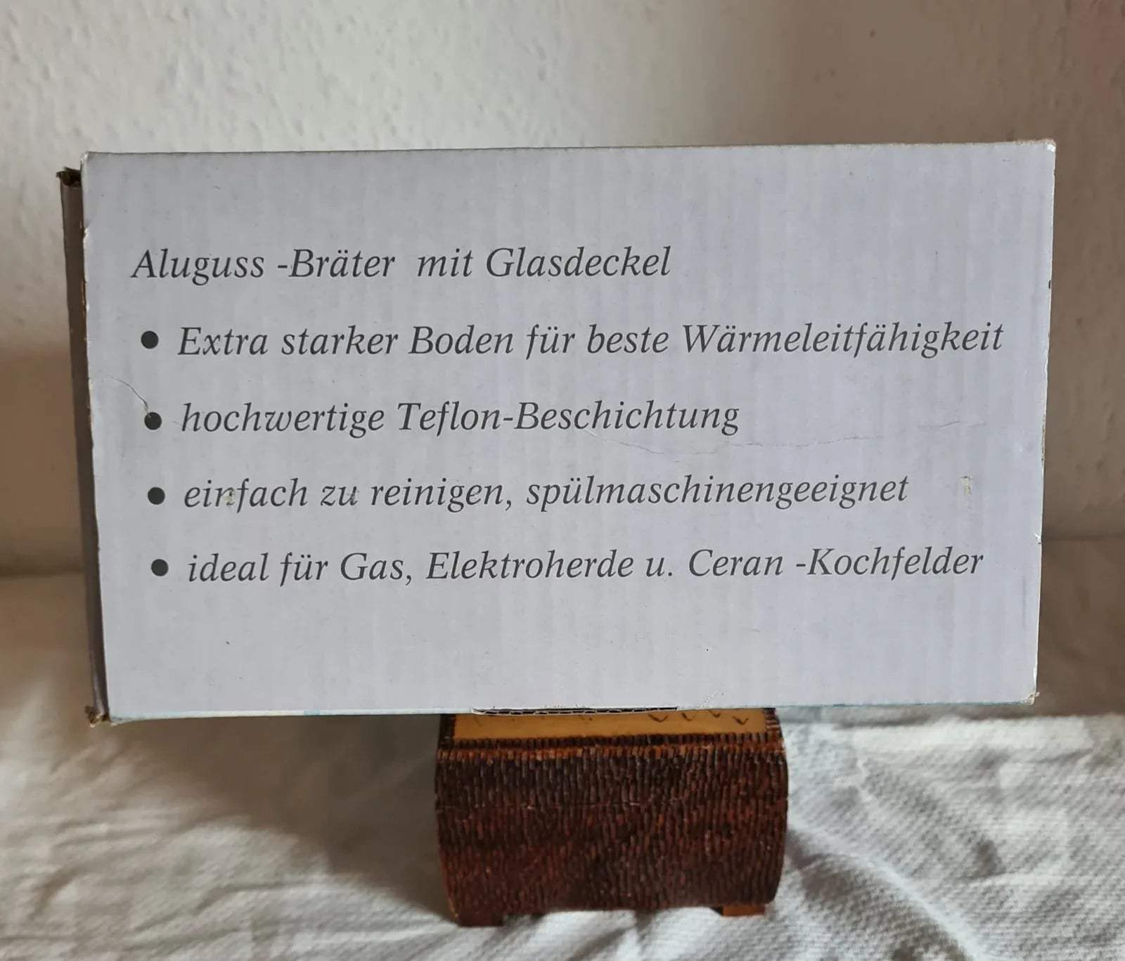 Aluguss-Bräter mit Glasdeckel und Teflon-Antihaftbeschichtung