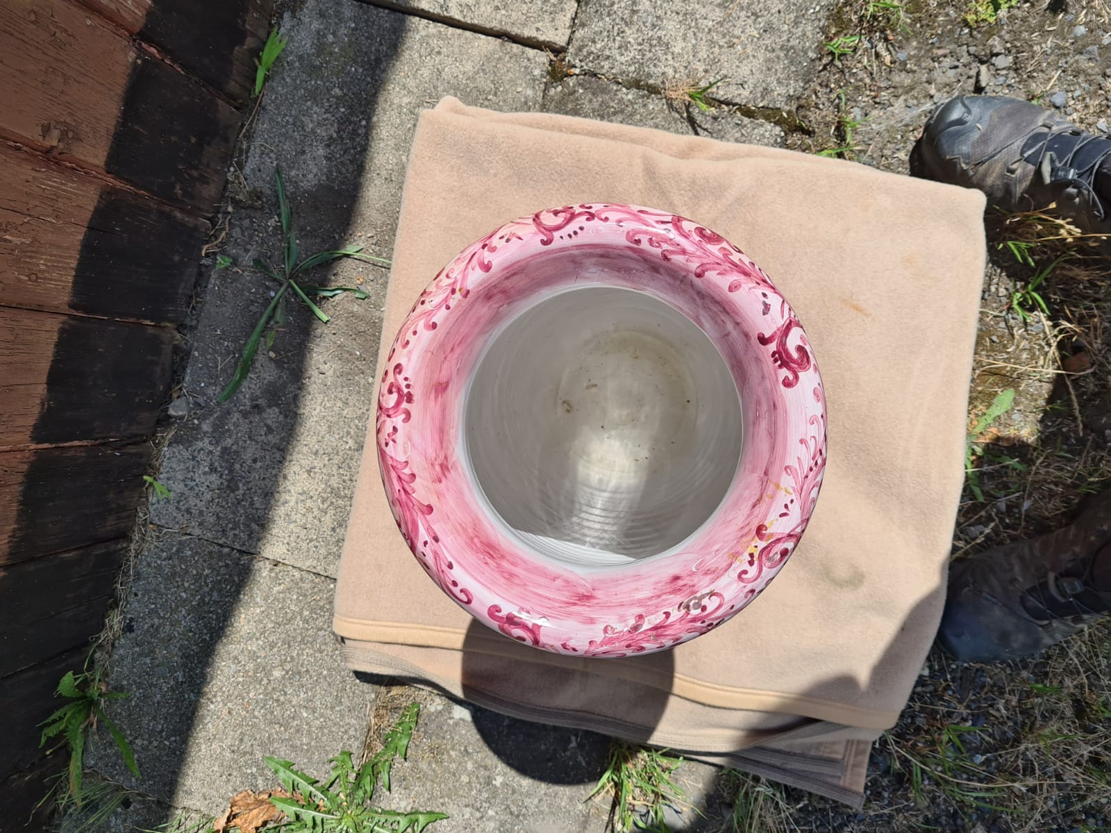 Keramik Vase Giuseppe Mazzotti Albisola 1903 in rot, weiß