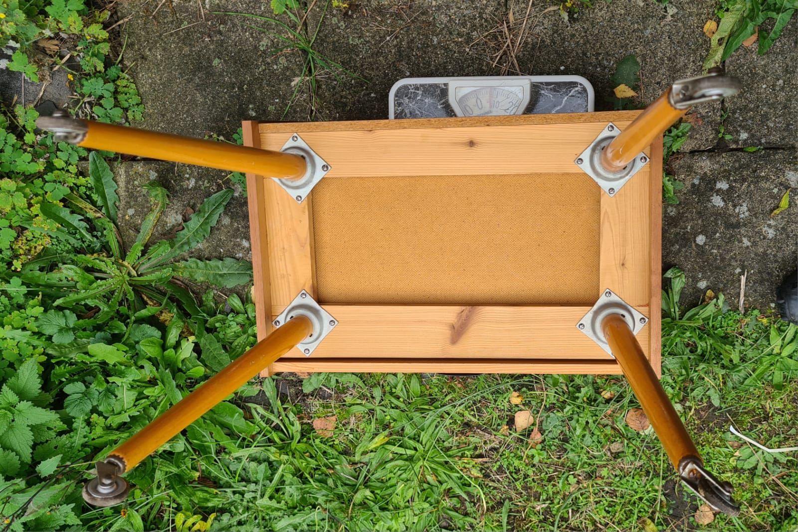 DDR Nähschränkchen Ernst Strauss KG Thüringen, Nähkästchen