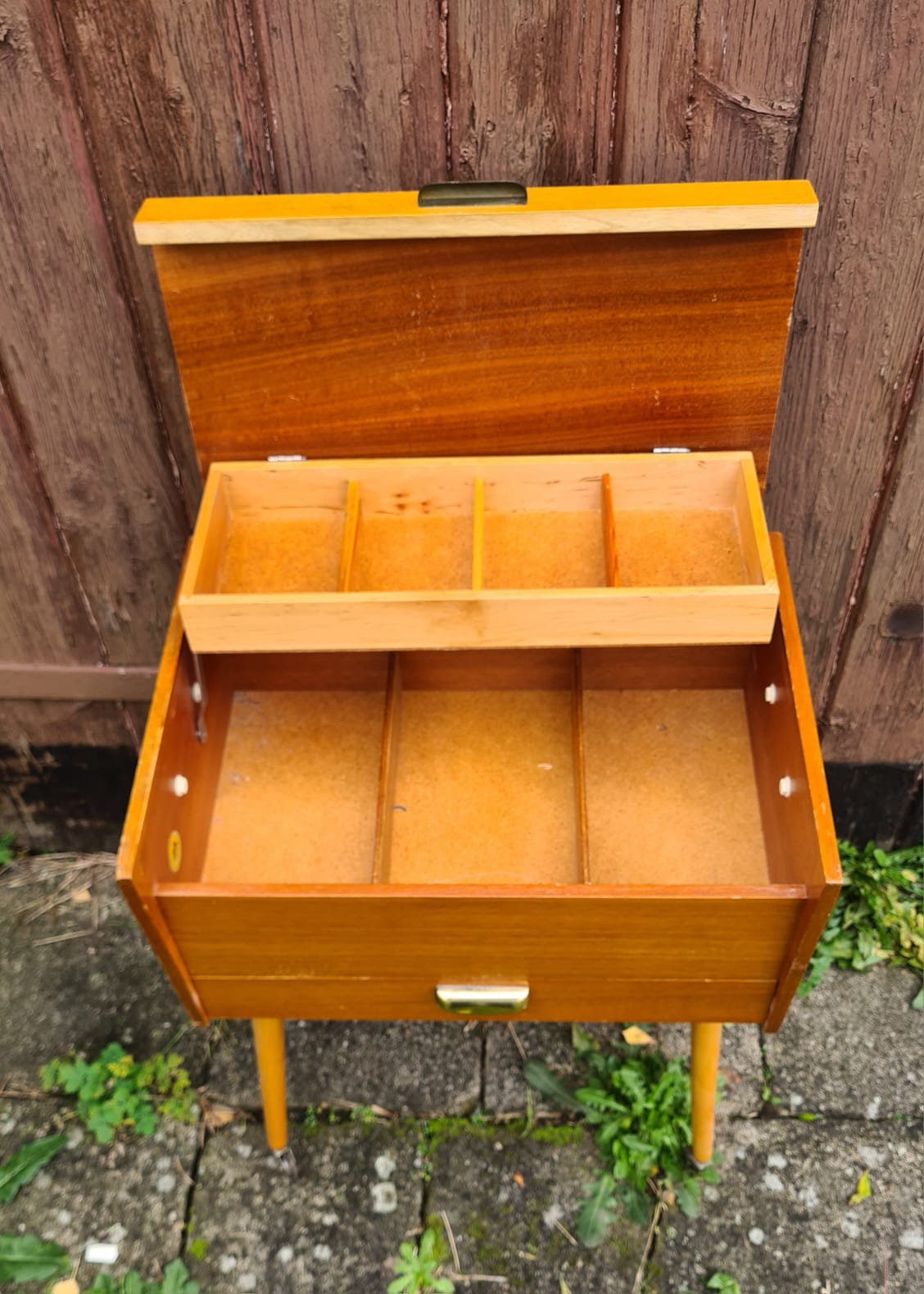 DDR Nähschränkchen Ernst Strauss KG Thüringen, Nähkästchen