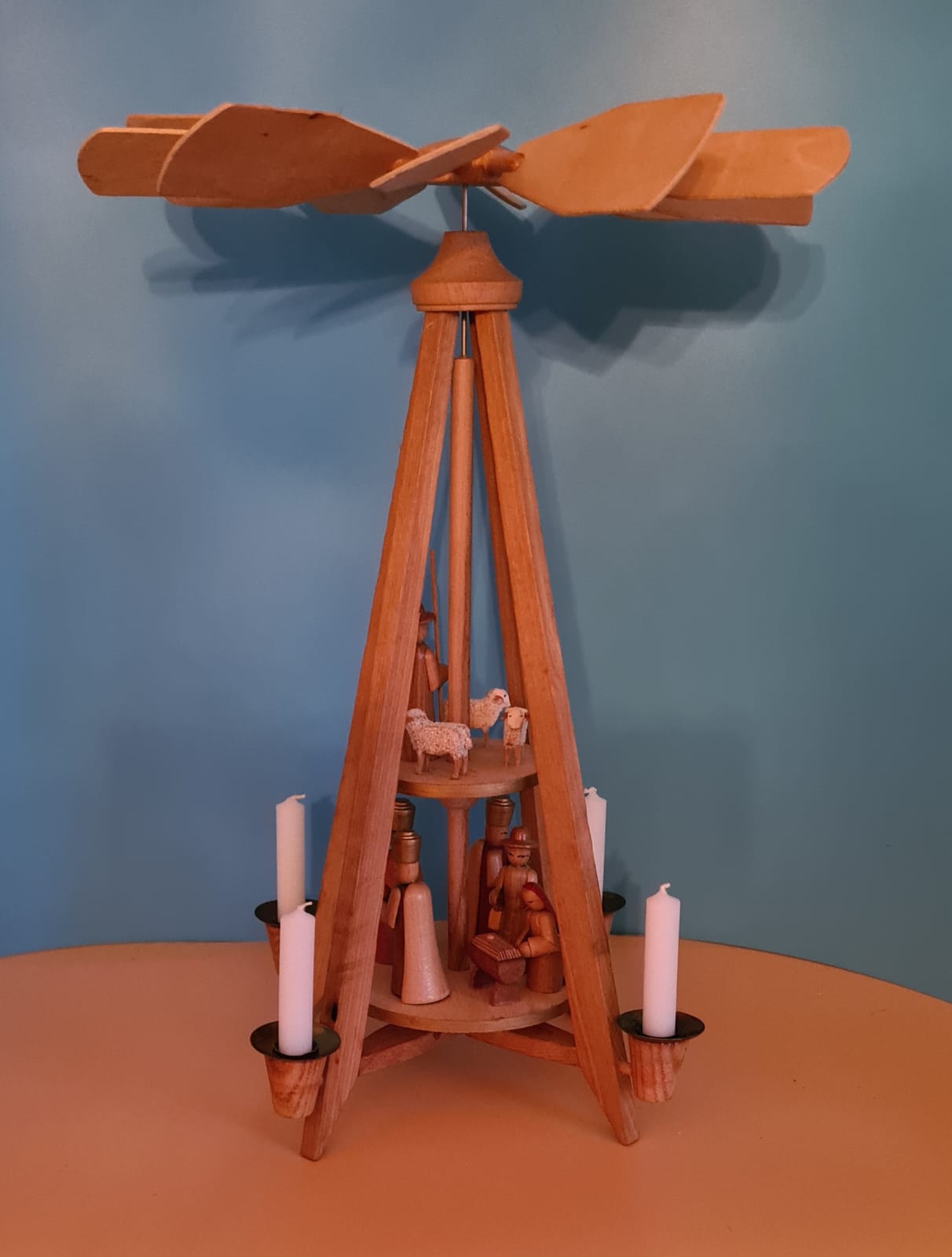 Alte erzgebirgische Weihnachtspyramide Kunstgewerbe Geschwister Schreiter