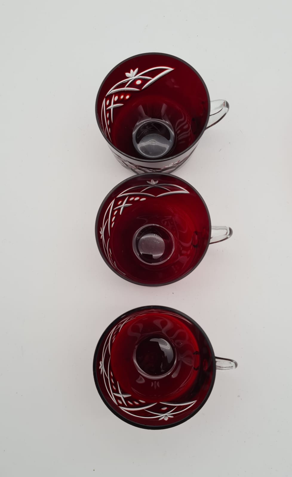 Kristallglas Tassen mit Untertassen in Rot 3er-Set, Bleikristall Teetassen