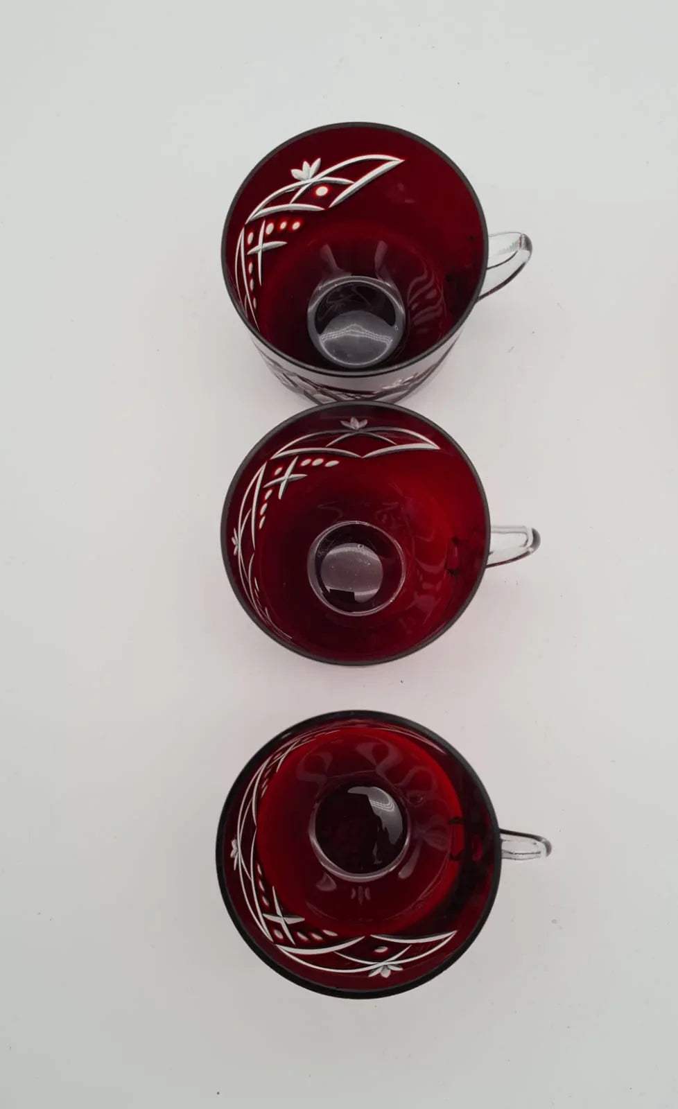 Kristallglas Tassen mit Untertassen in Rot 3er-Set, Bleikristall Teetassen