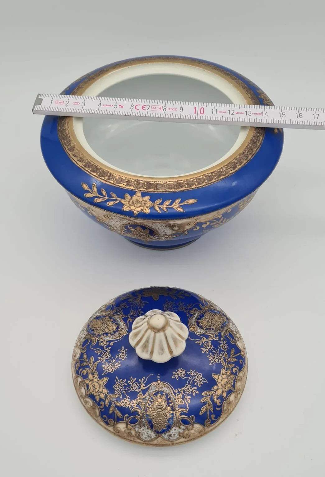 Deckeldose Meito Porzellan Japan handbemalt, Bonboniere