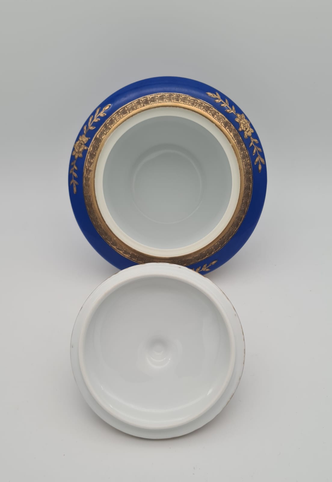 Deckeldose Meito Porzellan Japan handbemalt, Bonboniere