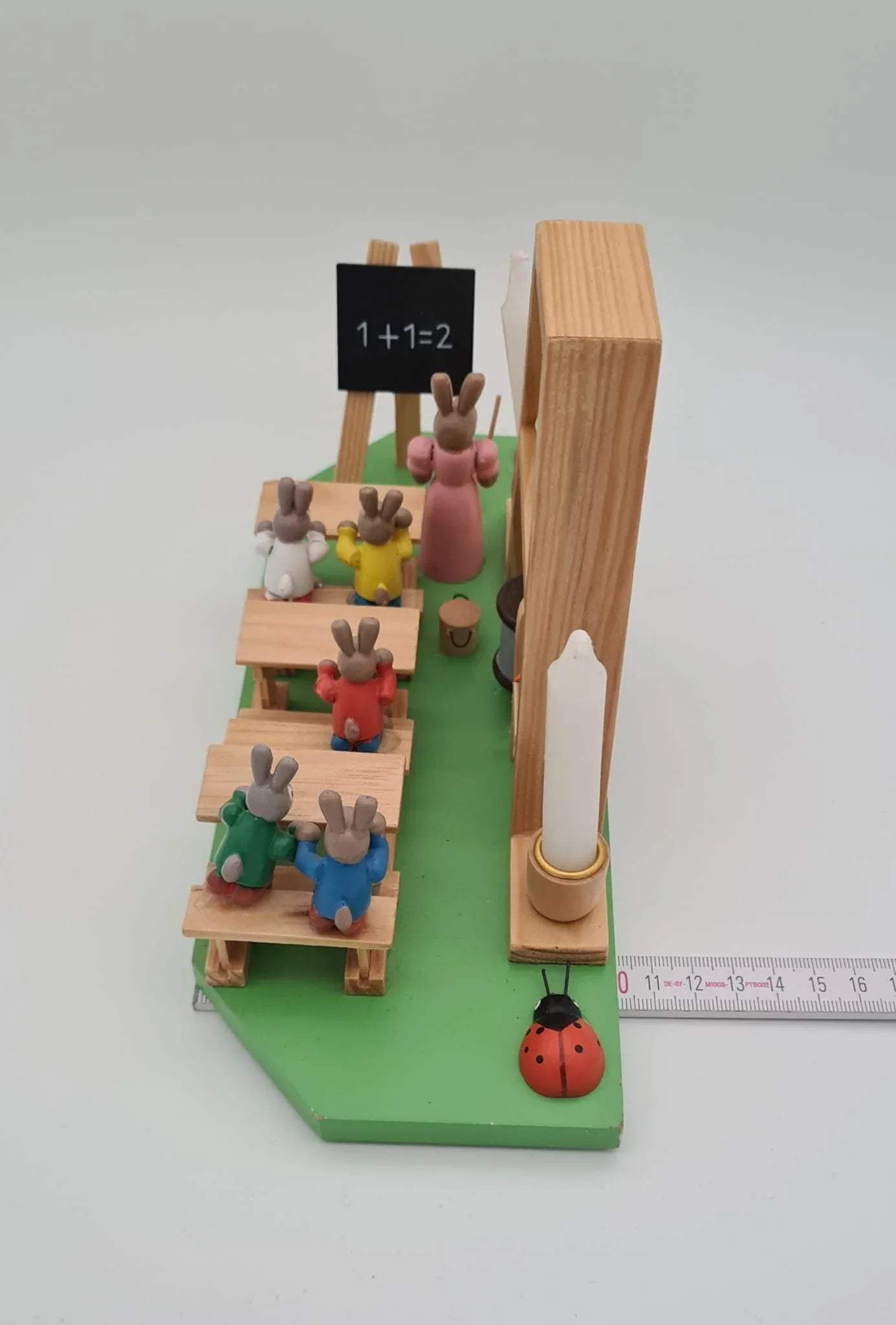 Osterhasen-Schule, Hasenschule Osterdekoration aus Holz