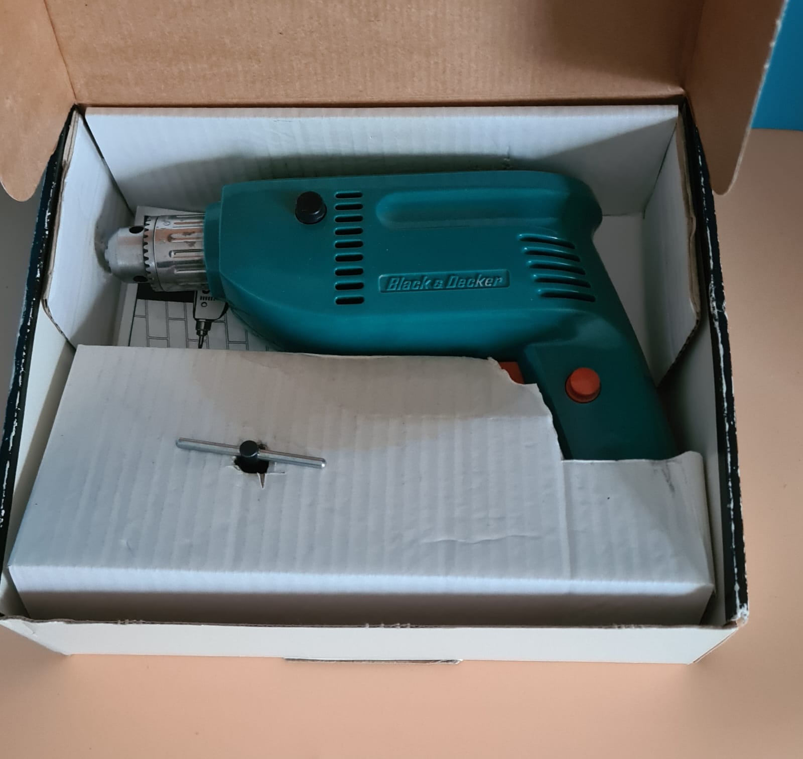 Bohrmaschine Black und Decker DN6 2-Gang Schlagbohrmaschine 350 watt