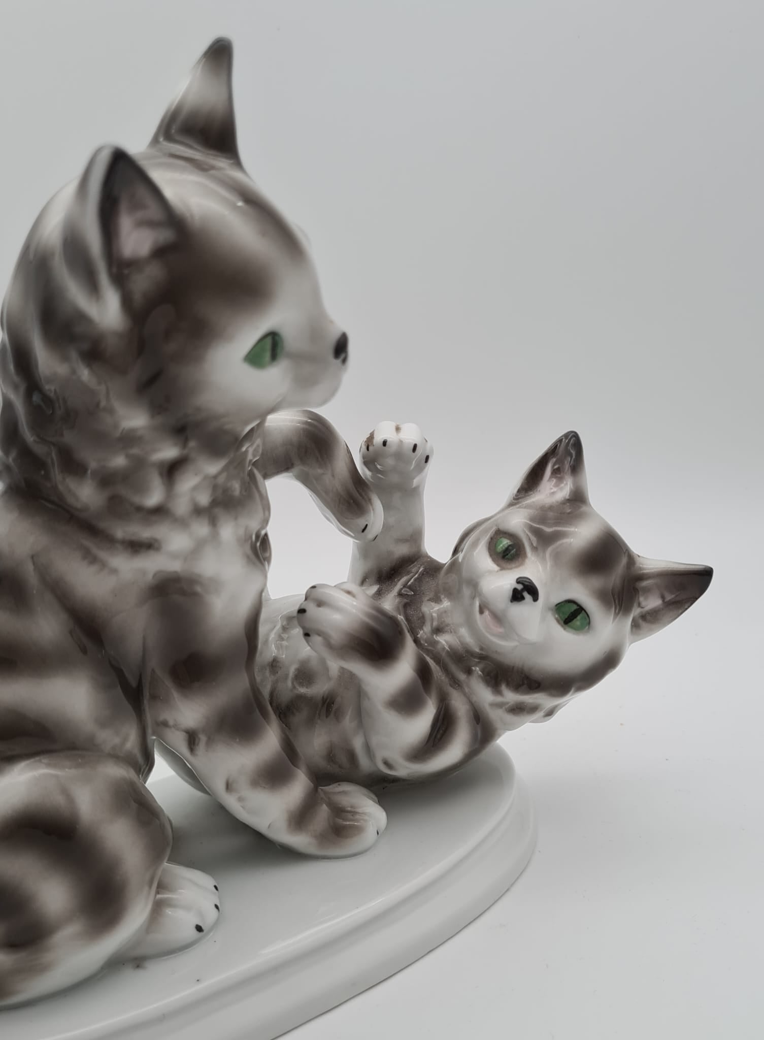 Porzellanfigur Katzen Gräfenthal C. Scheidig, Katzenfigur aus Porzellan