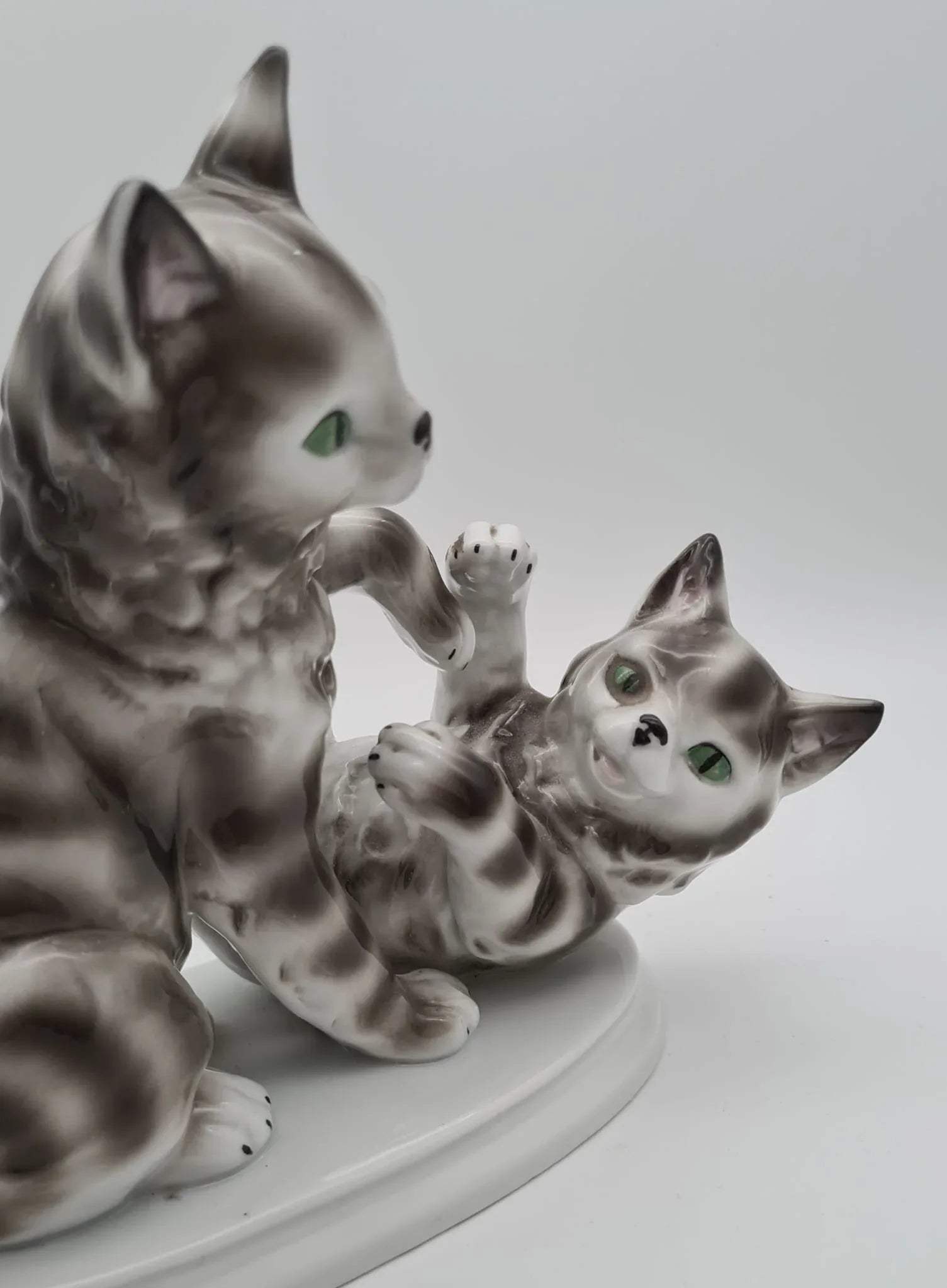 Porzellanfigur Katzen Gräfenthal C. Scheidig, Katzenfigur aus Porzellan