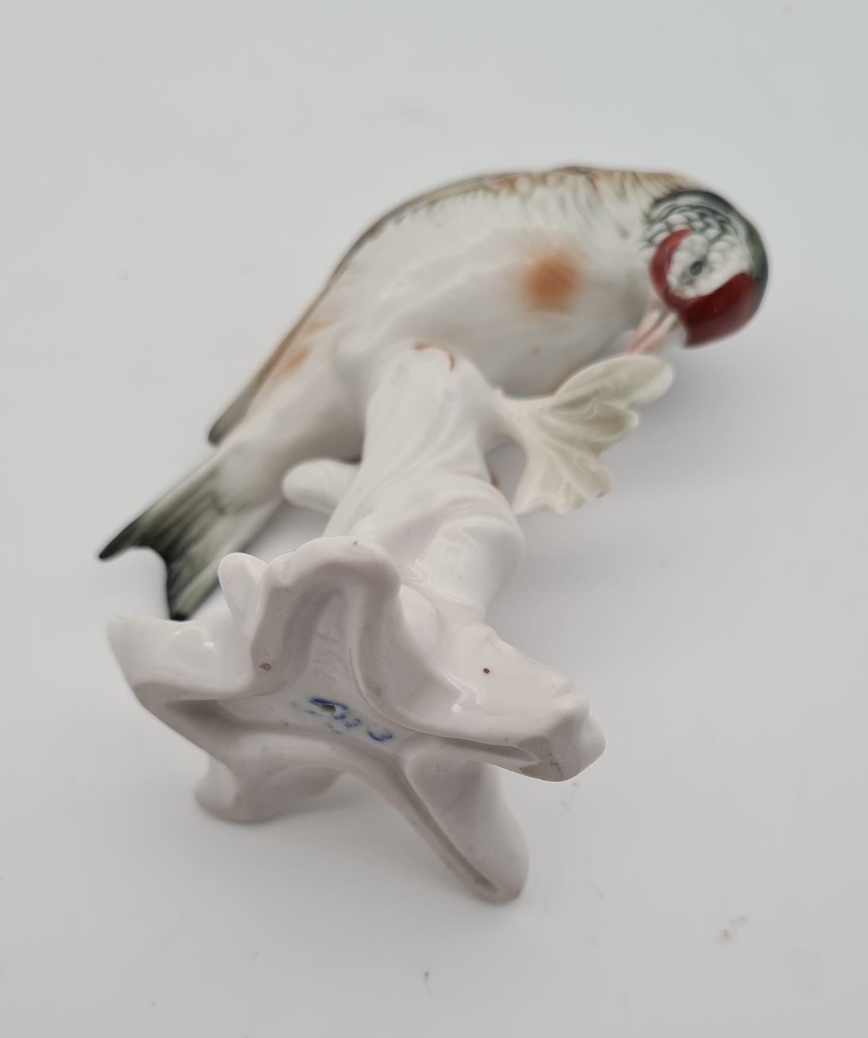 Porzellan Figur Karl Ens - Meise auf einem Ast