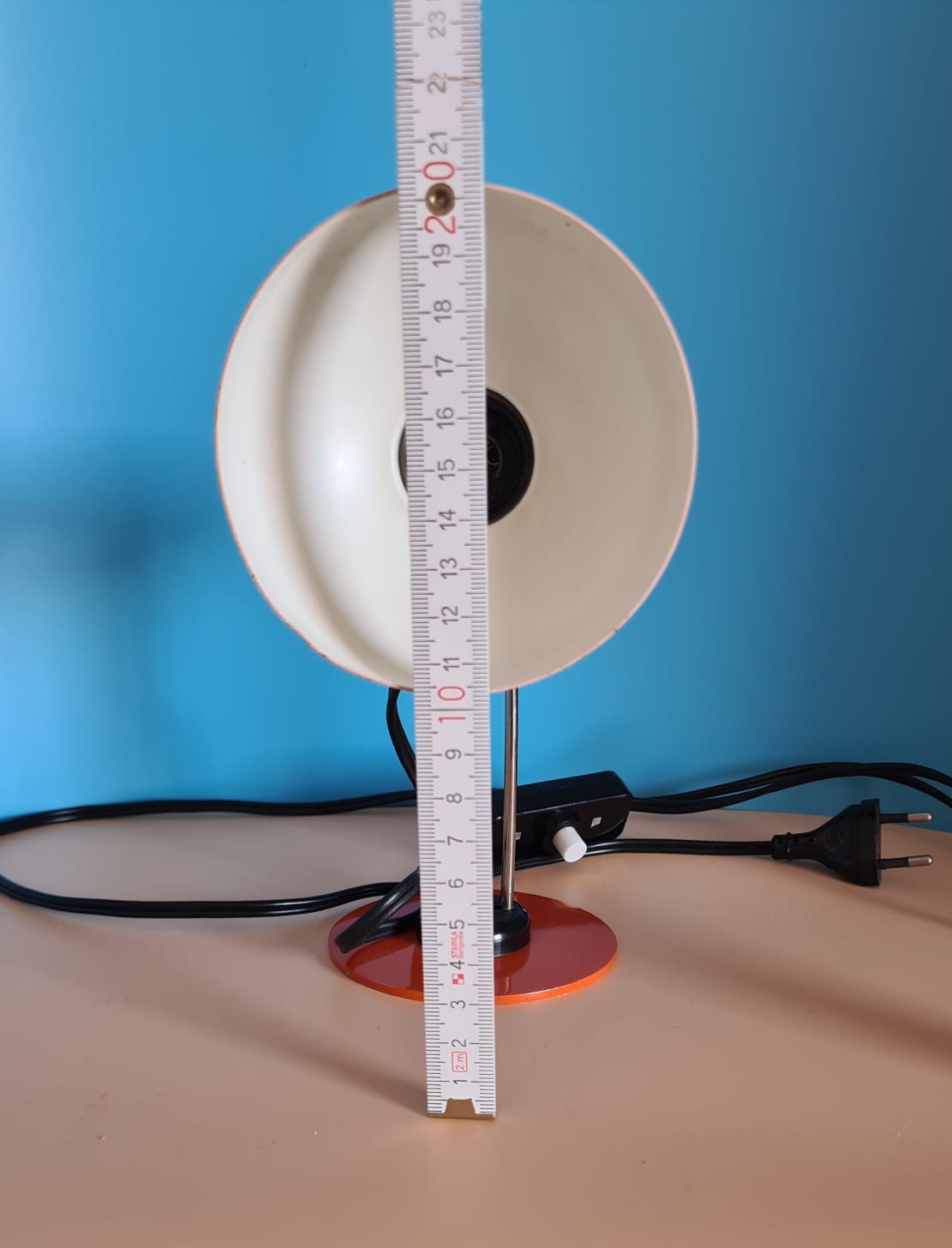 VEB NARVA DDR Leuchtenbau Arnsdorf Typ 3653, Schreibtischlampe Orange