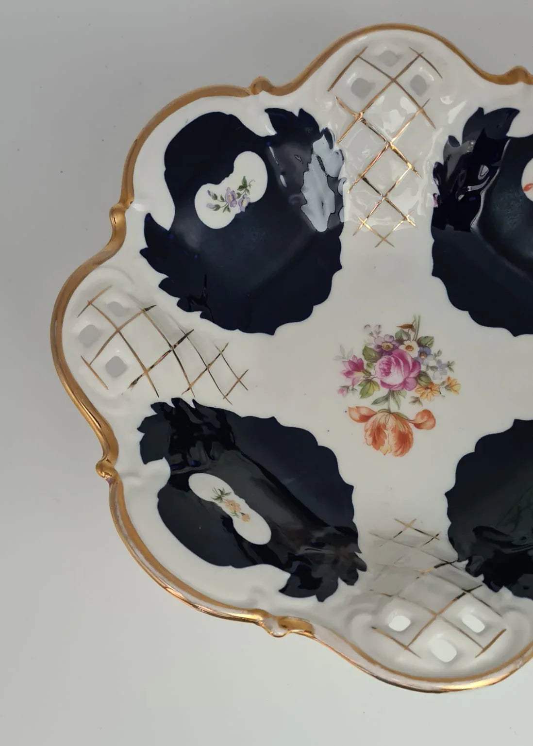 Prunkschale Reichenbacher Porzellan Fine China GDR Kobaltblau vergoldet, Schale, Obstschale