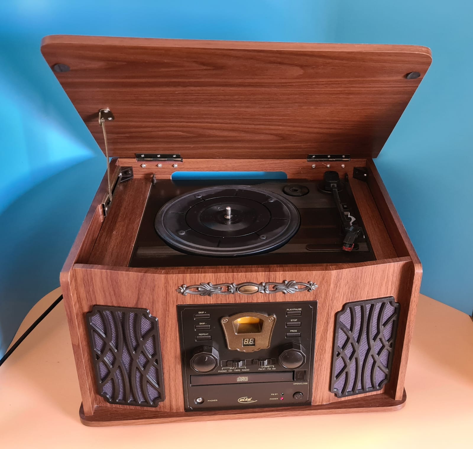 Radio, Plattenspieler, Kassettenrecorder, CD-Spieler Elta Classic Audio