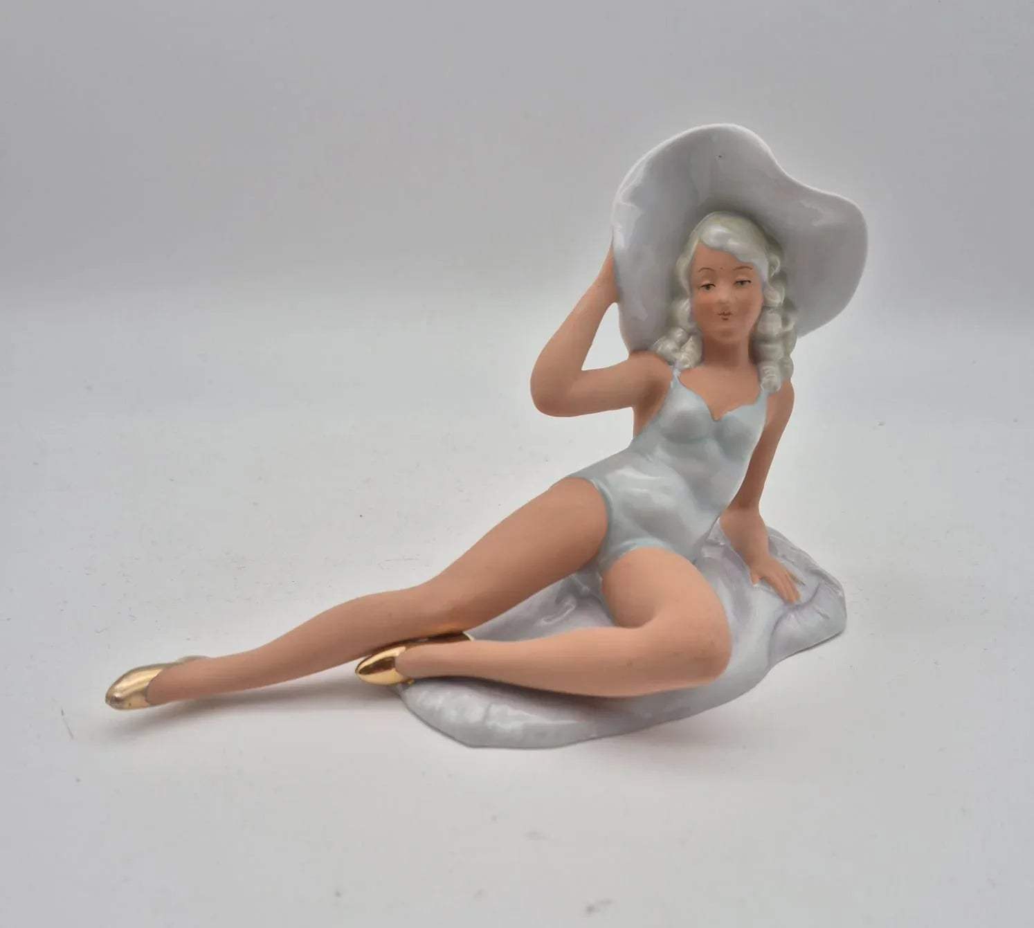 Porzellanfigur Frau im Badeanzug mit Hut Wagner & Apel