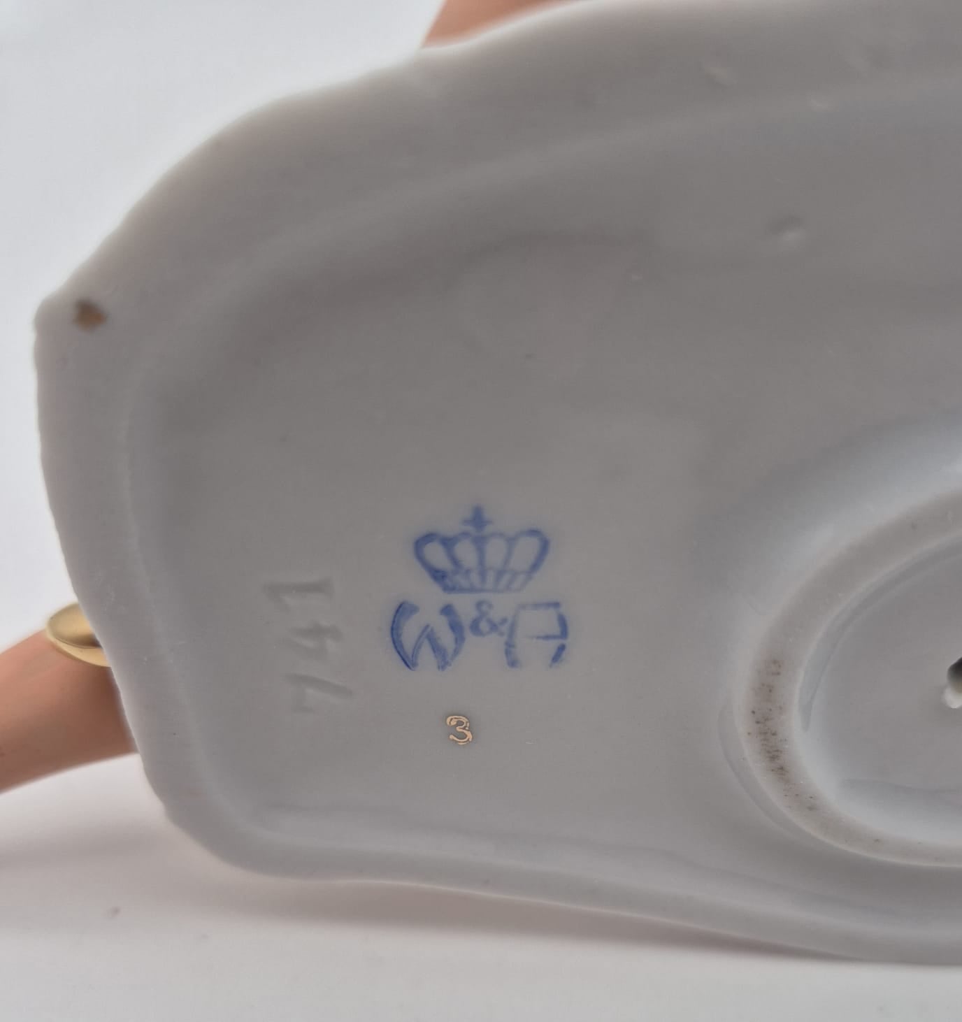 Porzellanfigur Frau im Badeanzug mit Hut Wagner & Apel