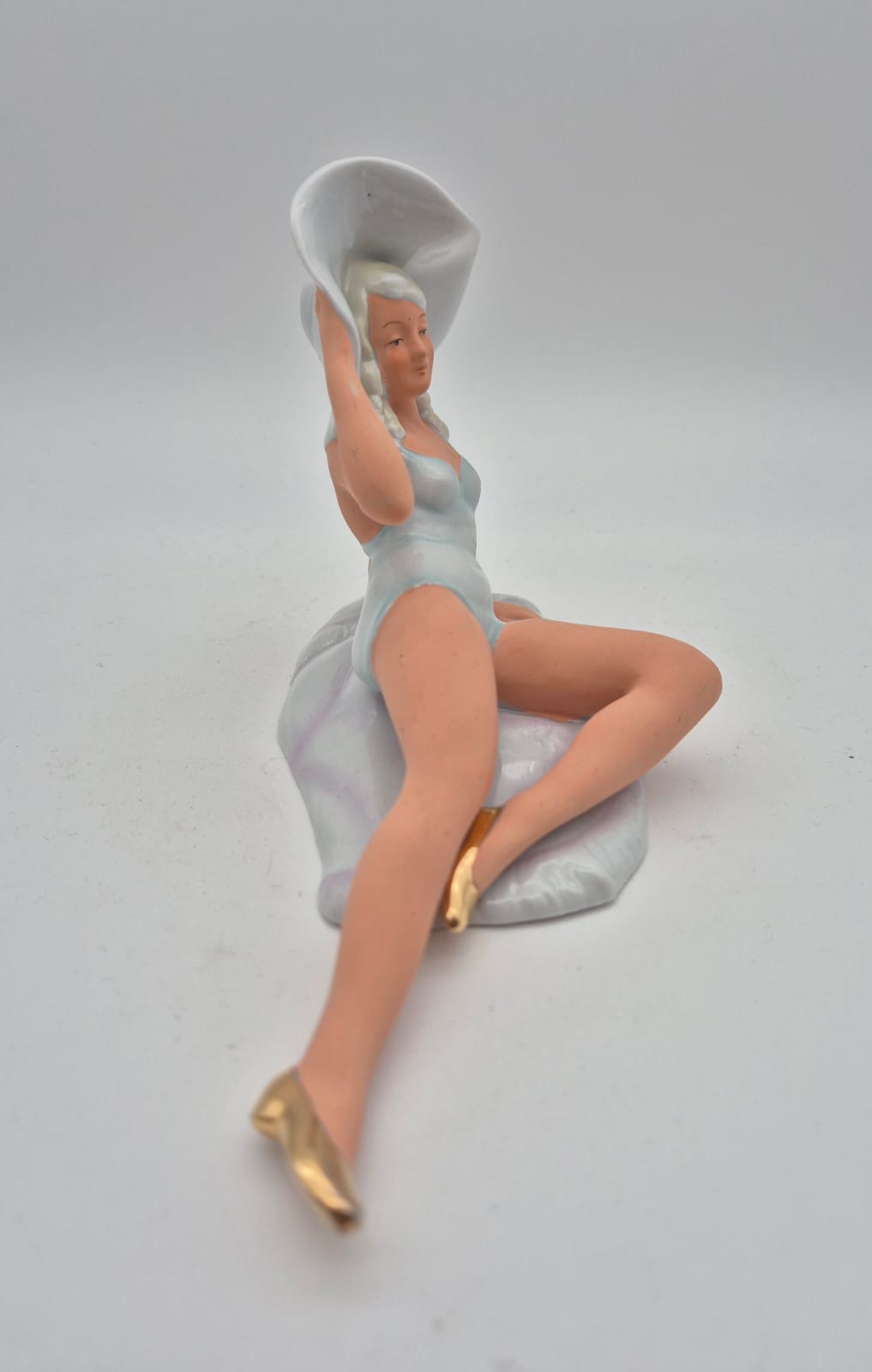 Porzellanfigur Frau im Badeanzug mit Hut Wagner & Apel