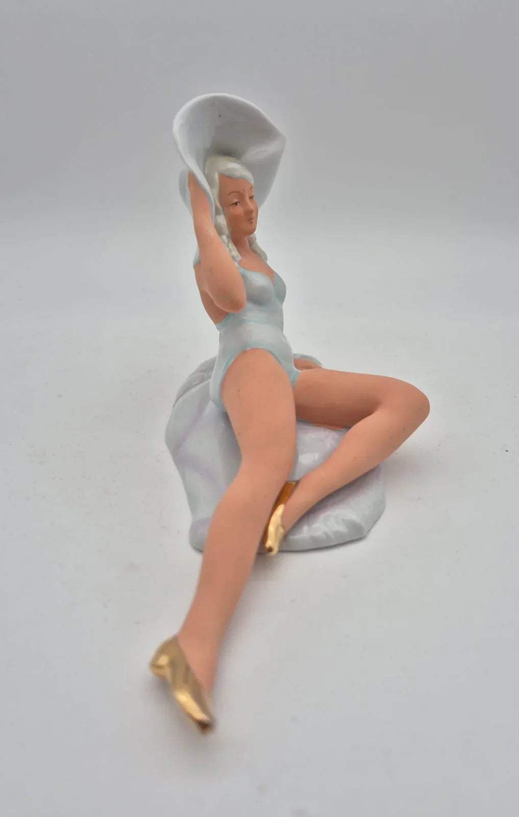 Porzellanfigur Frau im Badeanzug mit Hut Wagner & Apel