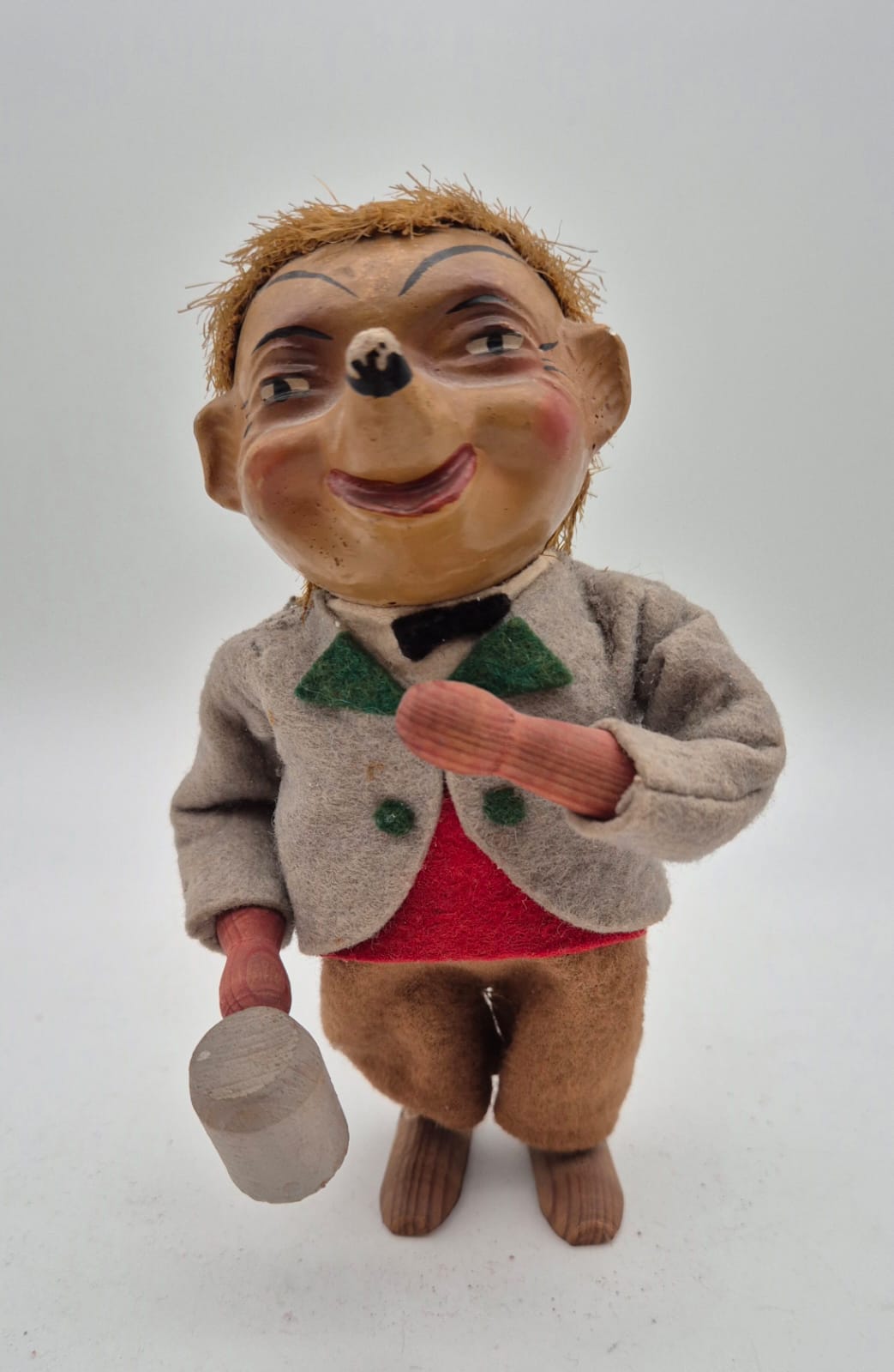 Altes Spielzeug Mecki mit Bierhumpen