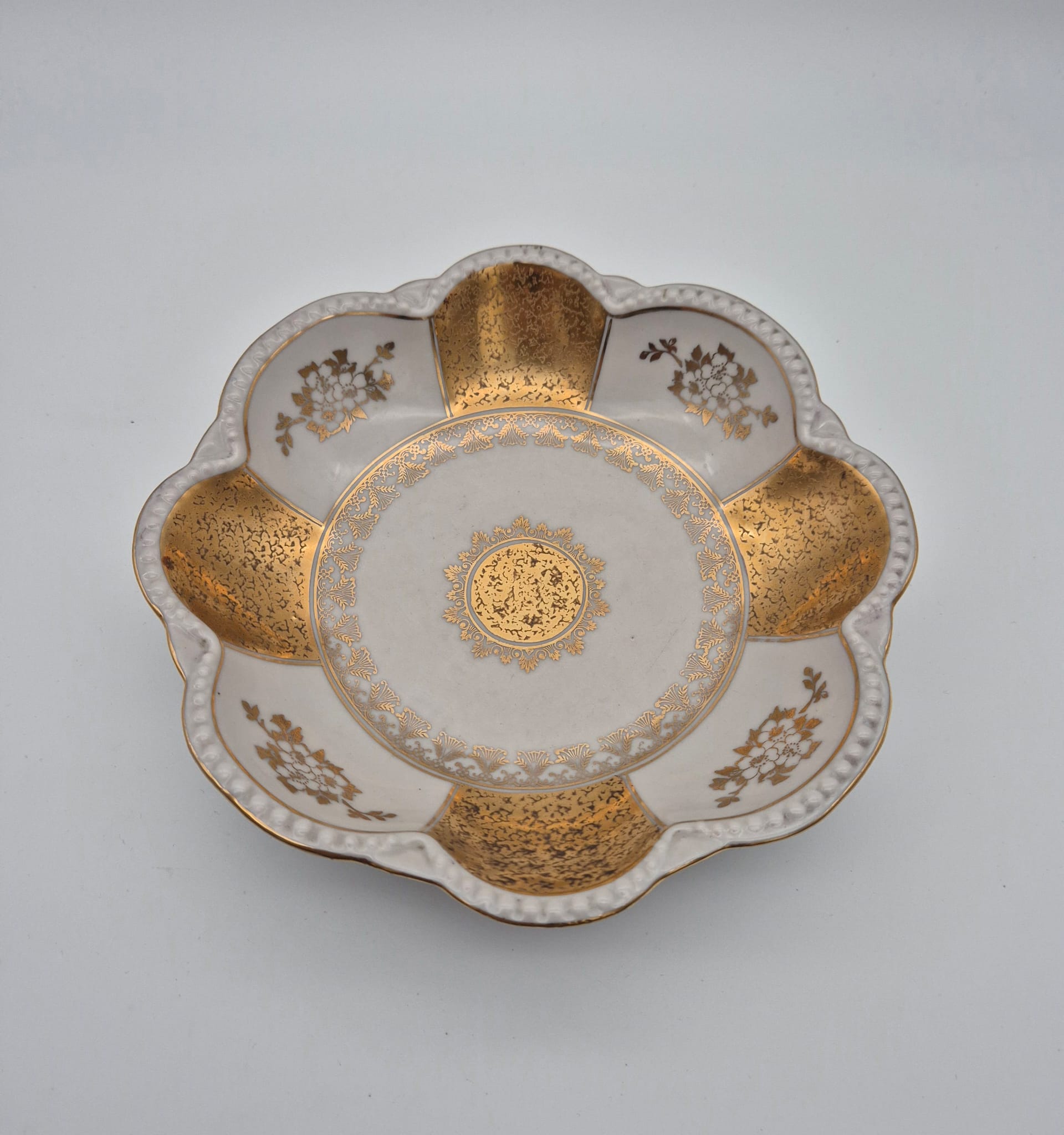 Porzellanschale Oscar Schlegelmilch vergoldet