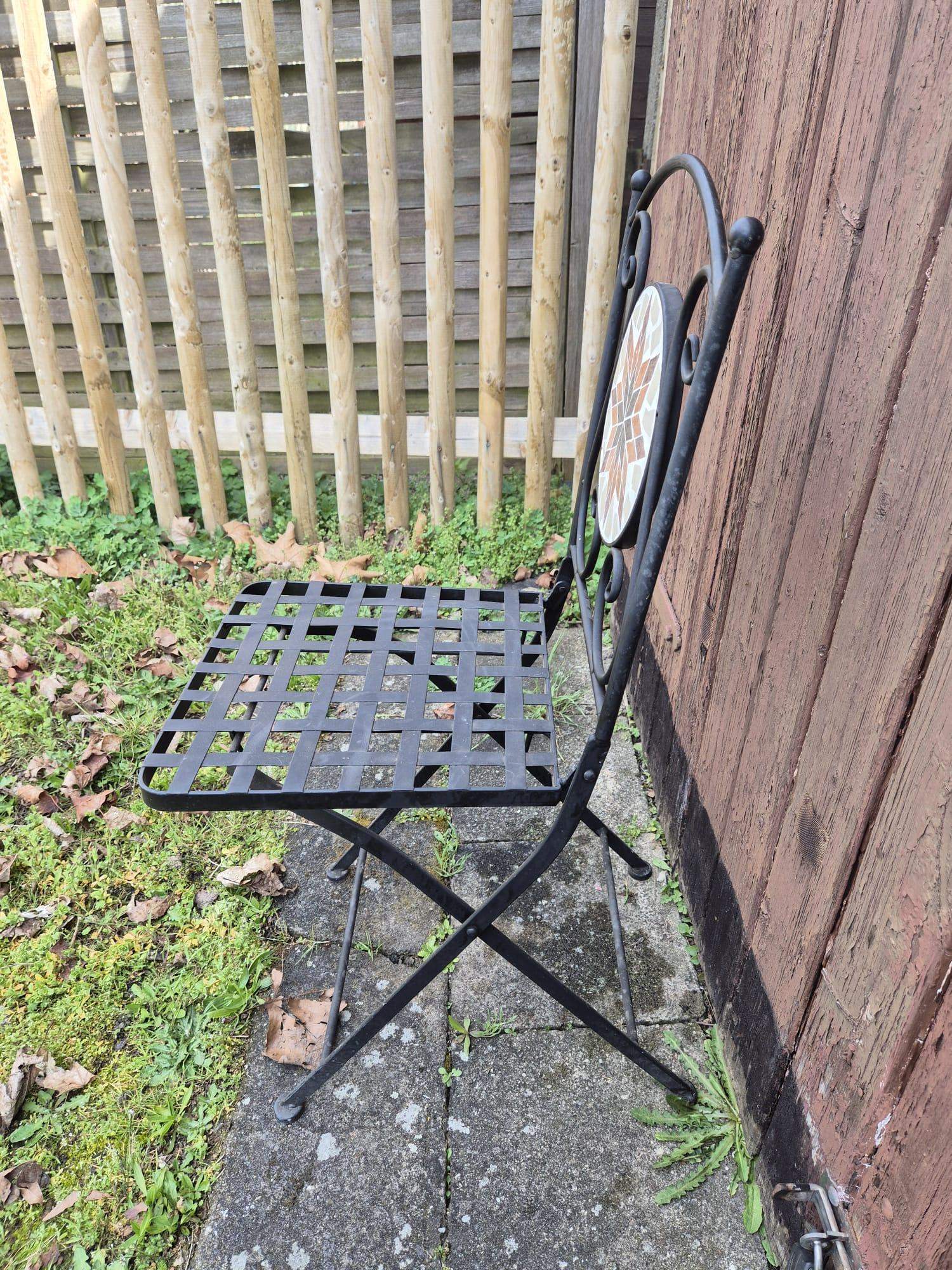 Klappstuhl Gardamo, Gartenstuhl mit Stahlgestell und Mosaik