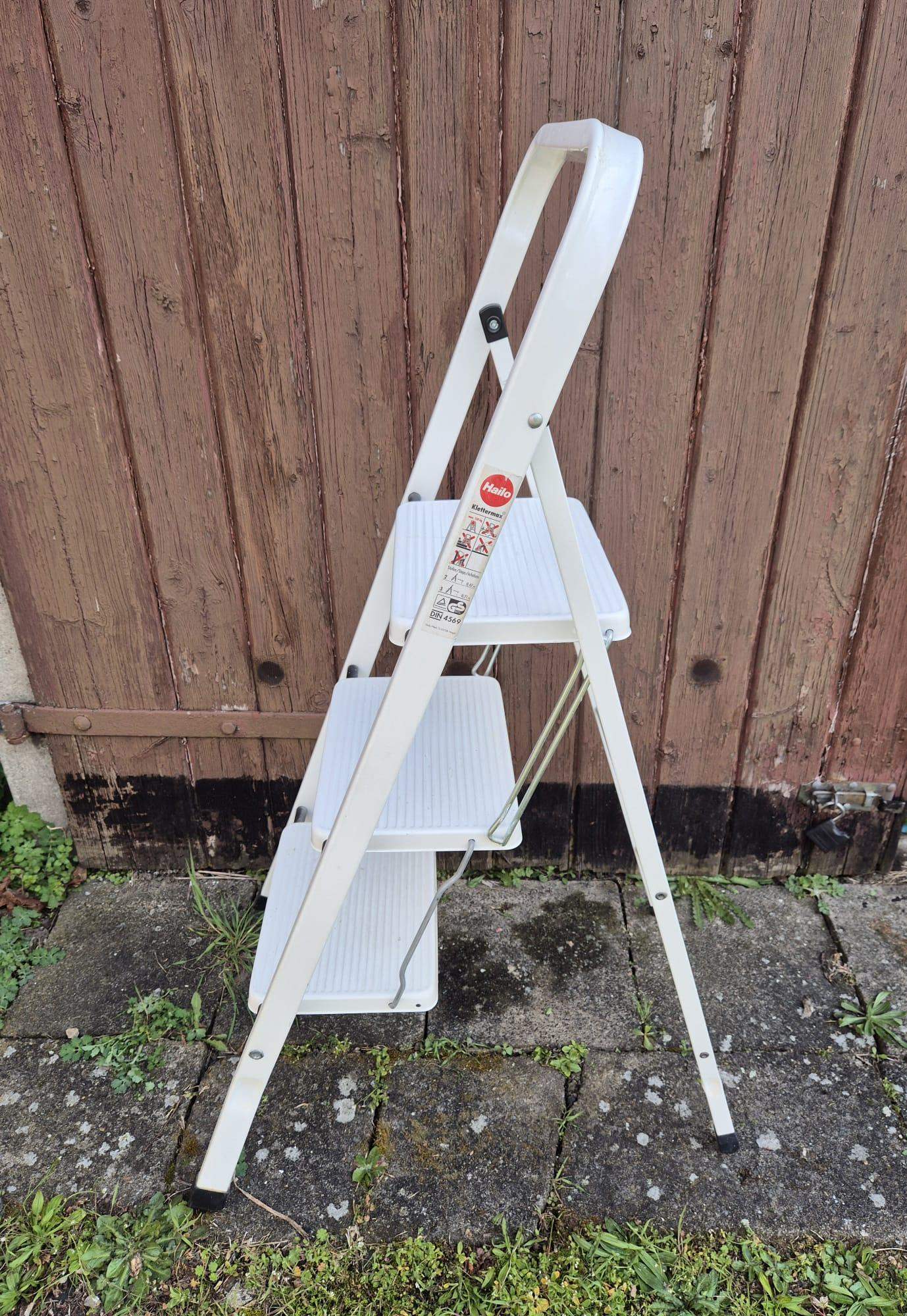 Hailo Klapptritt, Trittleiter, 3-stufen Leiter