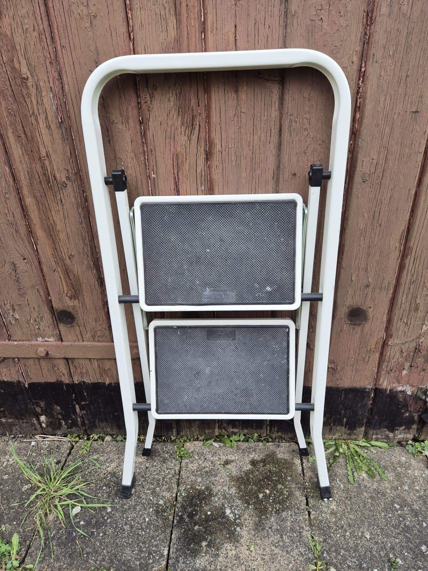 Hailo Klapptritt, Trittleiter, 2-stufen Leiter