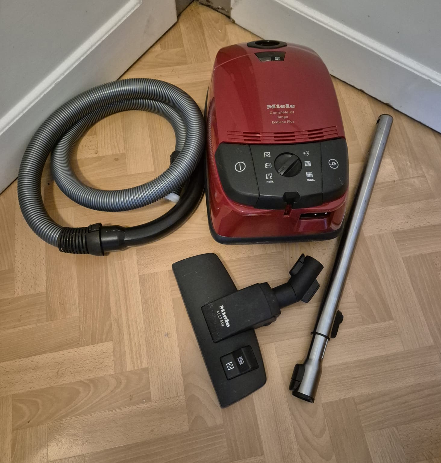 Staubsauger Miele Complete C1 Tango EcoLine Plus