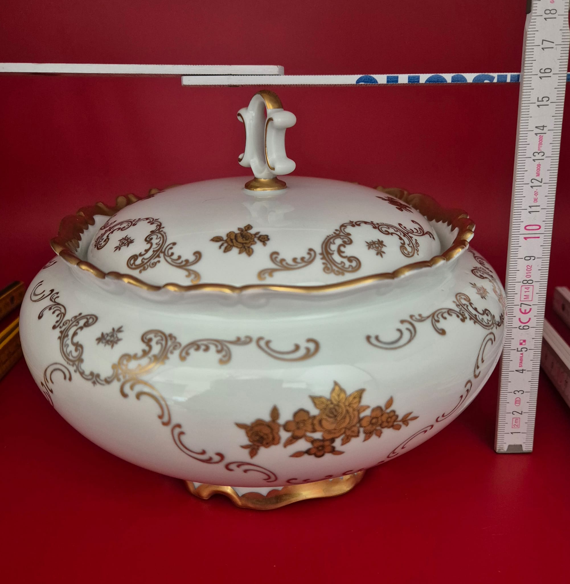 Reichenbacher Porzellan Deckeldose, Bonboniere vergoldet