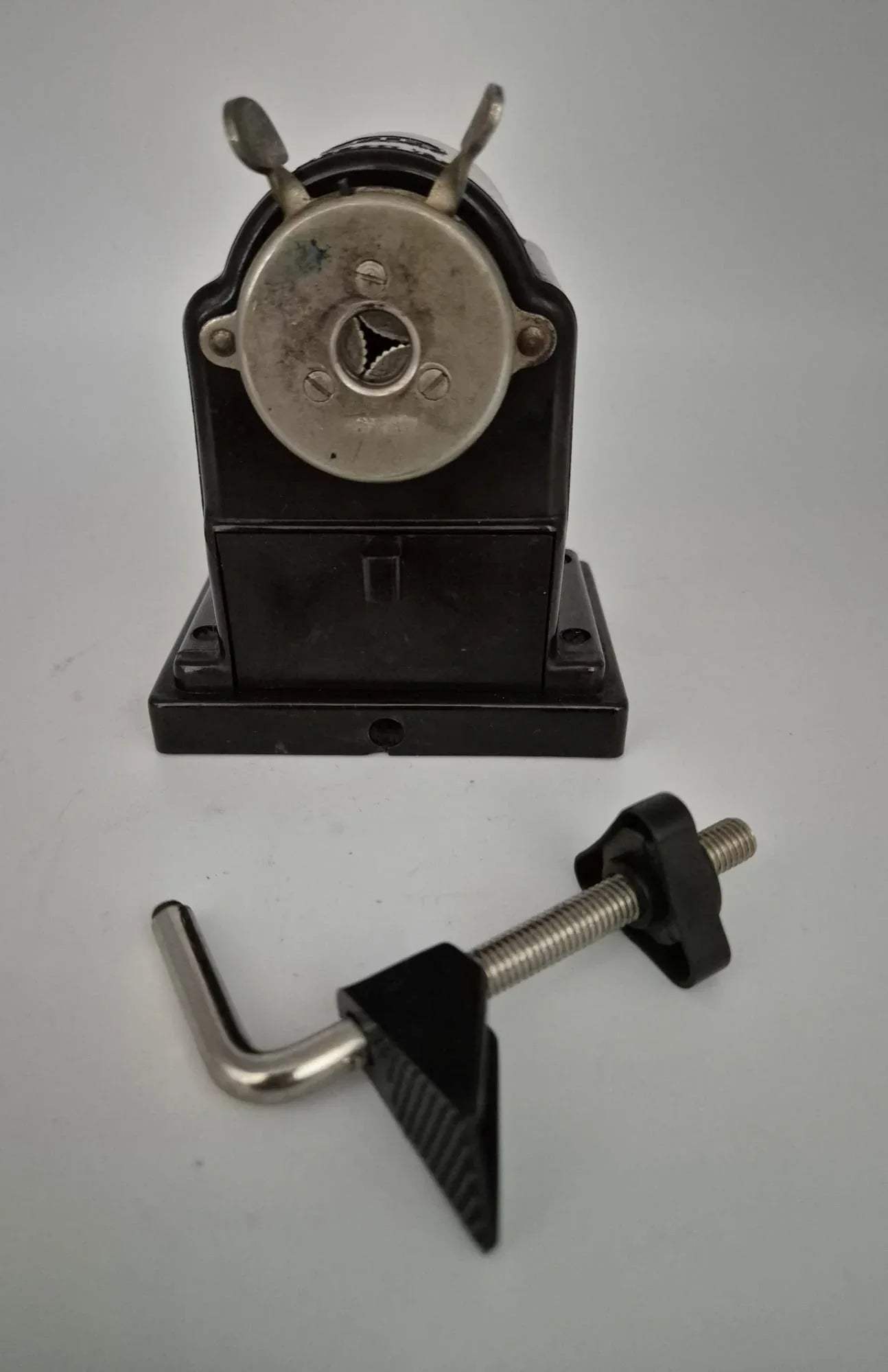 Vintage BSM FTE Modell 120 Bleistiftspitzer mit Tischhalterung