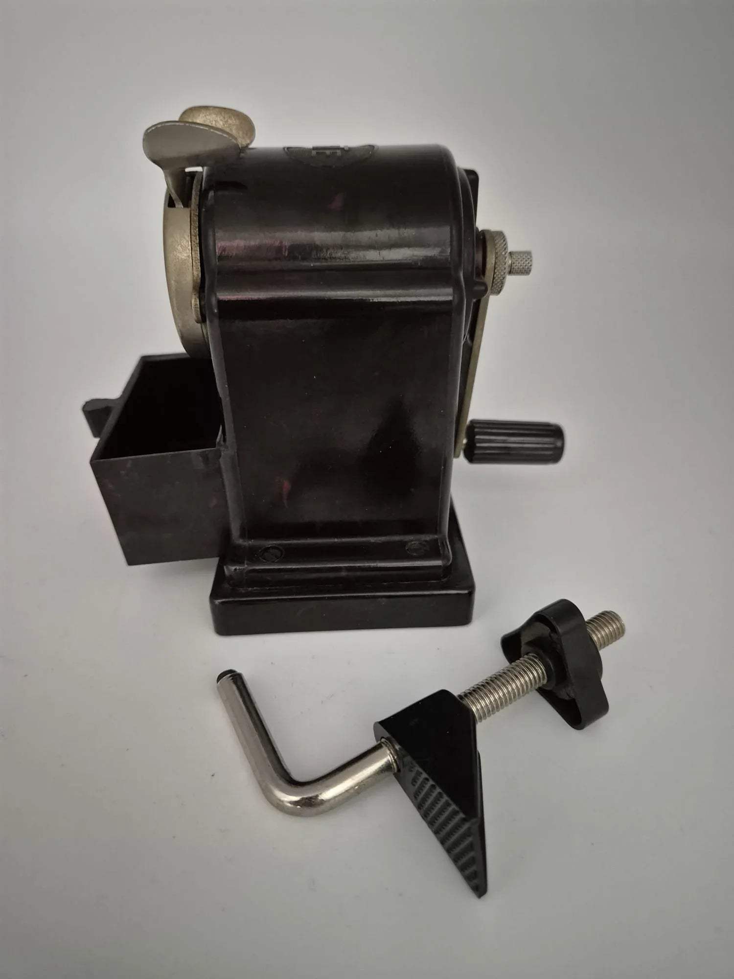 Vintage BSM FTE Modell 120 Bleistiftspitzer mit Tischhalterung