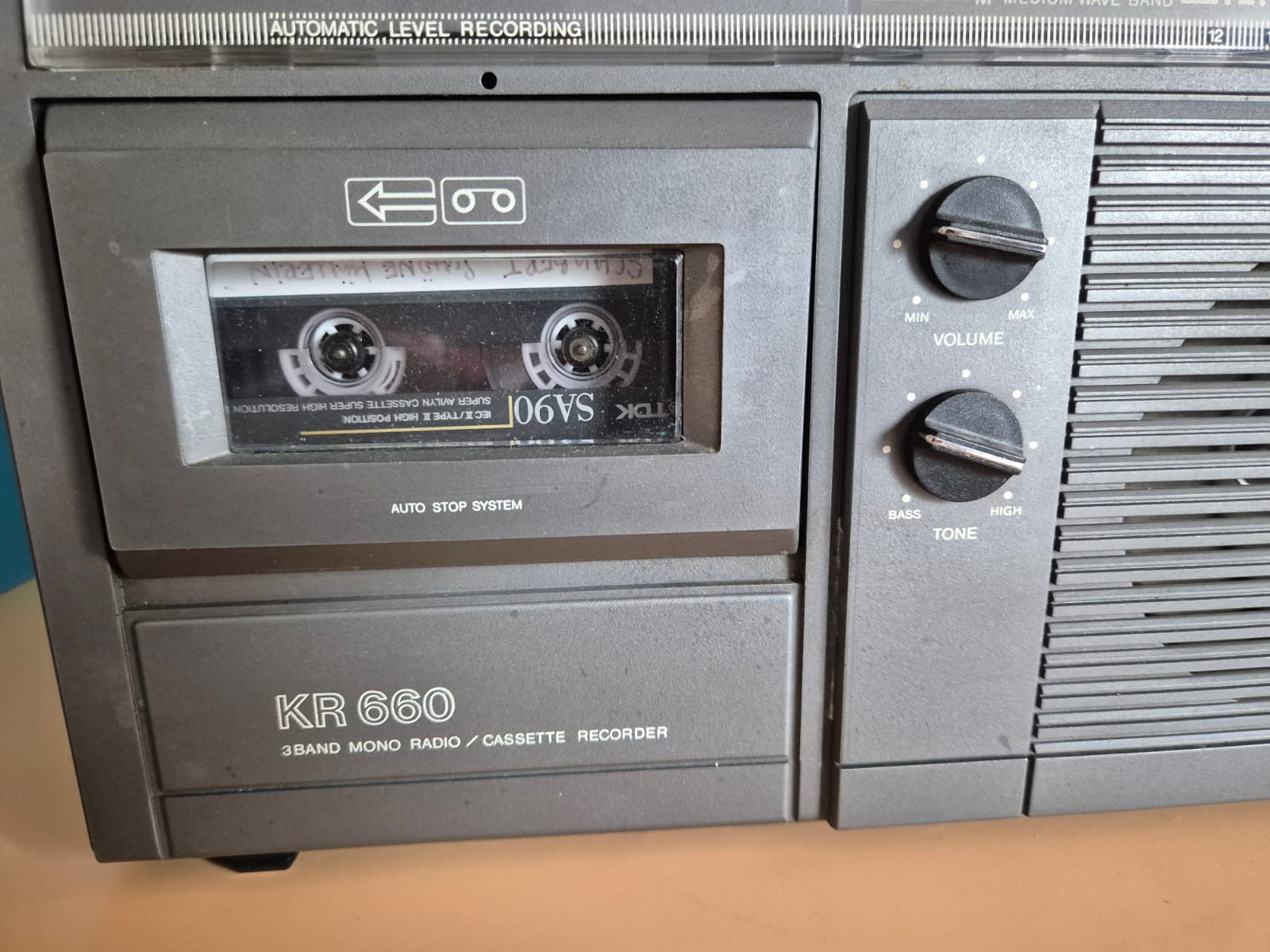 DDR RFT KR 660 Radio-Kassettenrekorder