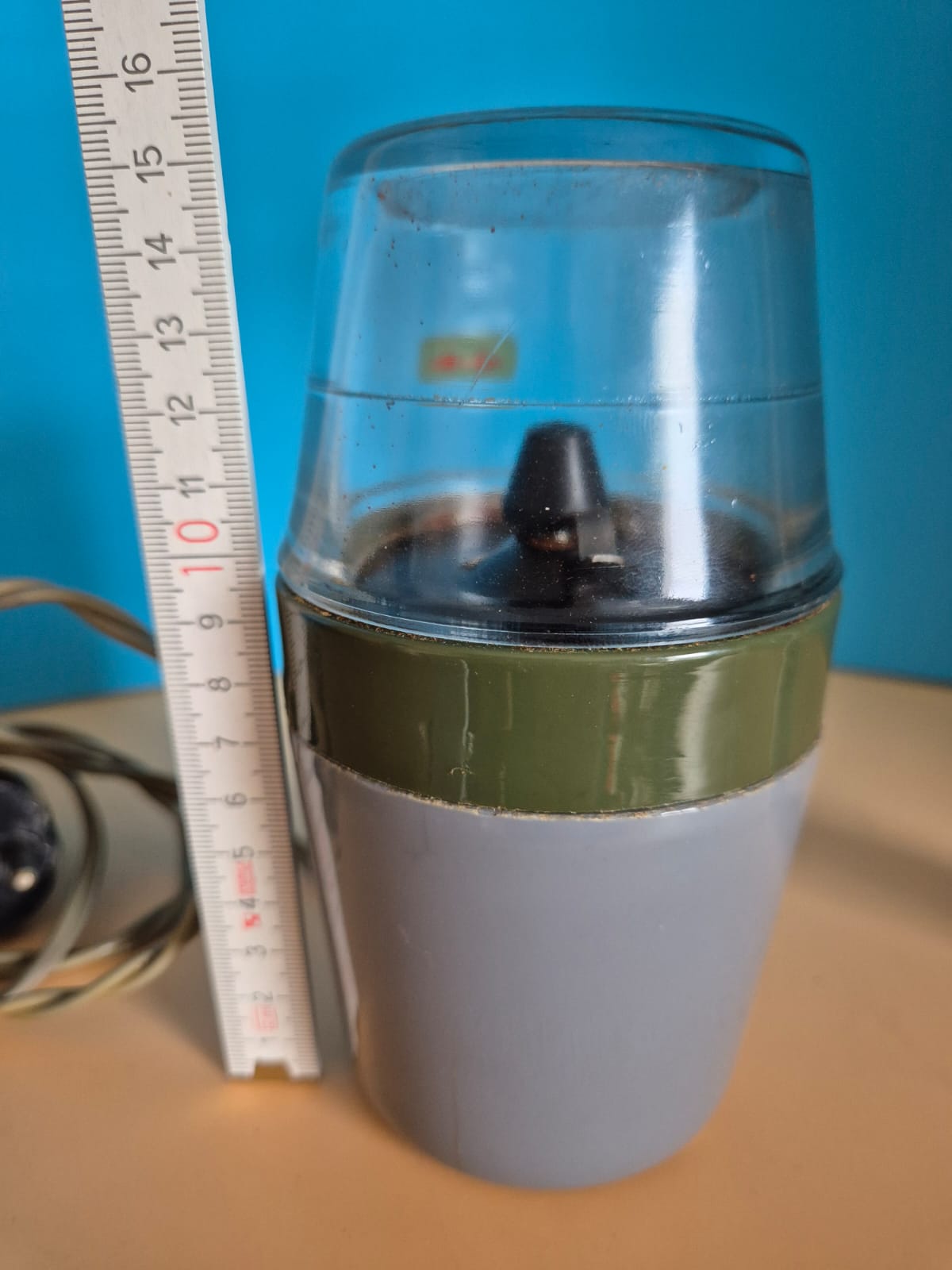 Elektrische Kaffeemühle „Pirouette“ Typ P3 – DDR, VEB Oberlind, 120 W