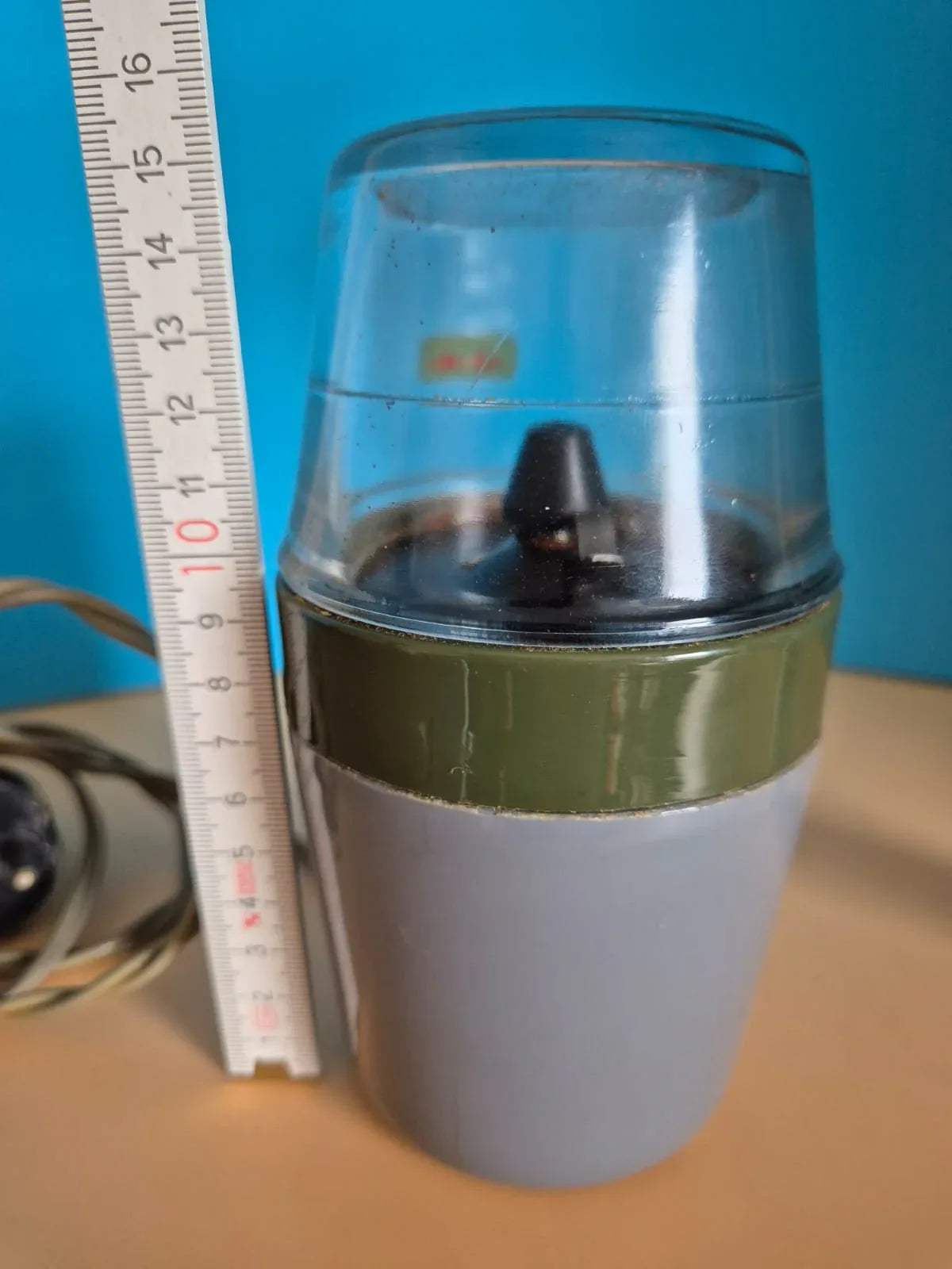 Elektrische Kaffeemühle „Pirouette“ Typ P3 – DDR, VEB Oberlind, 120 W