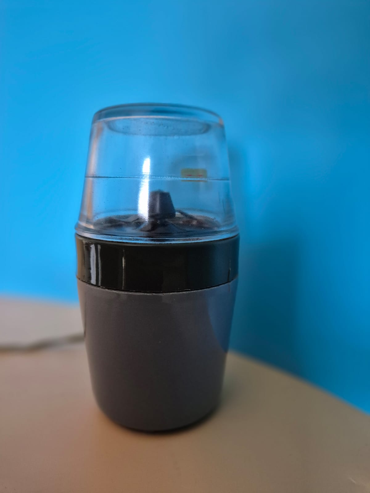 Elektrische Kaffeemühle „Pirouette“ Typ P3 – DDR, VEB Oberlind, 120 W