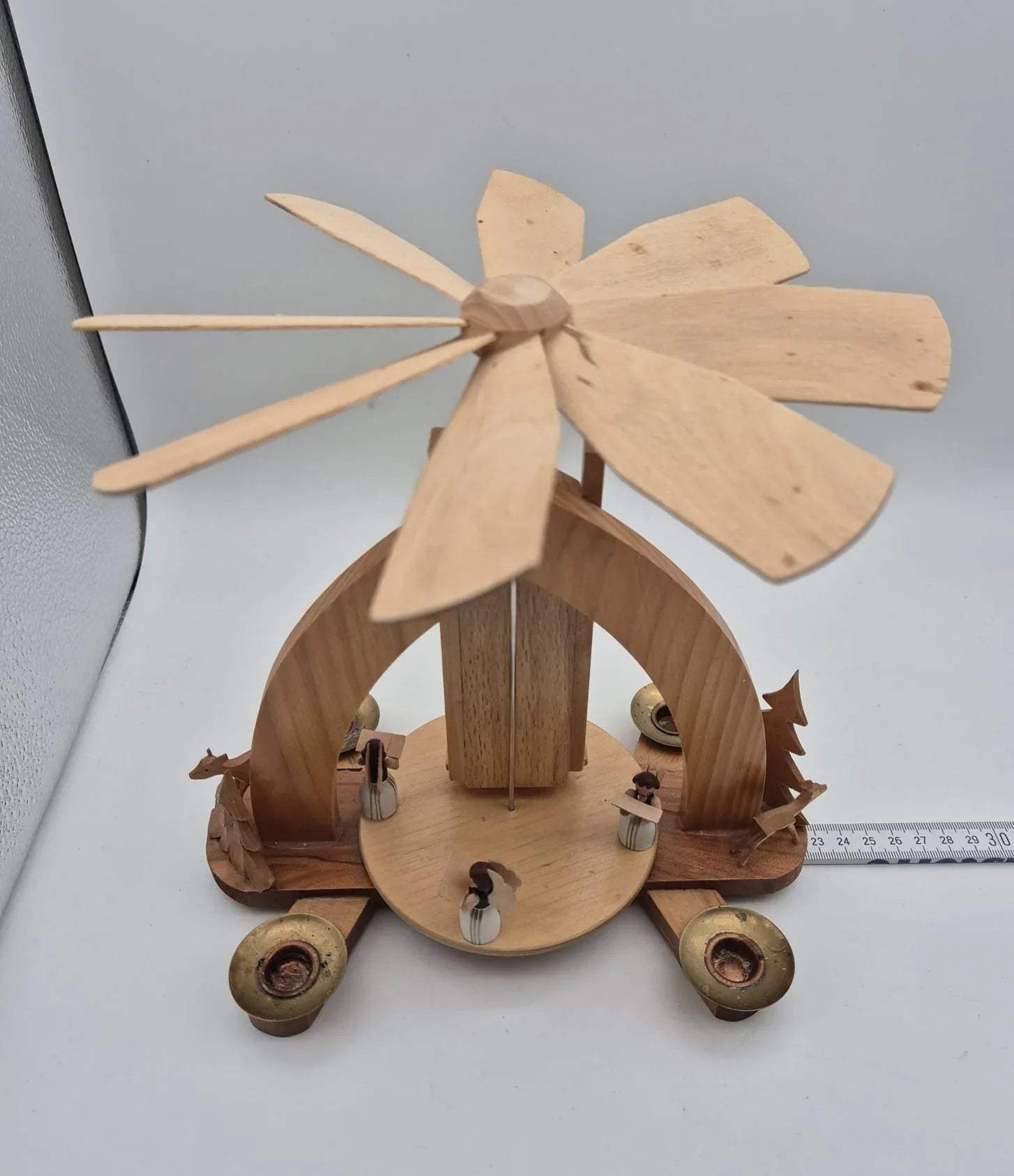 Expertic Holzpyramide „Dom-Pyramide“ mit Engel und Rehen