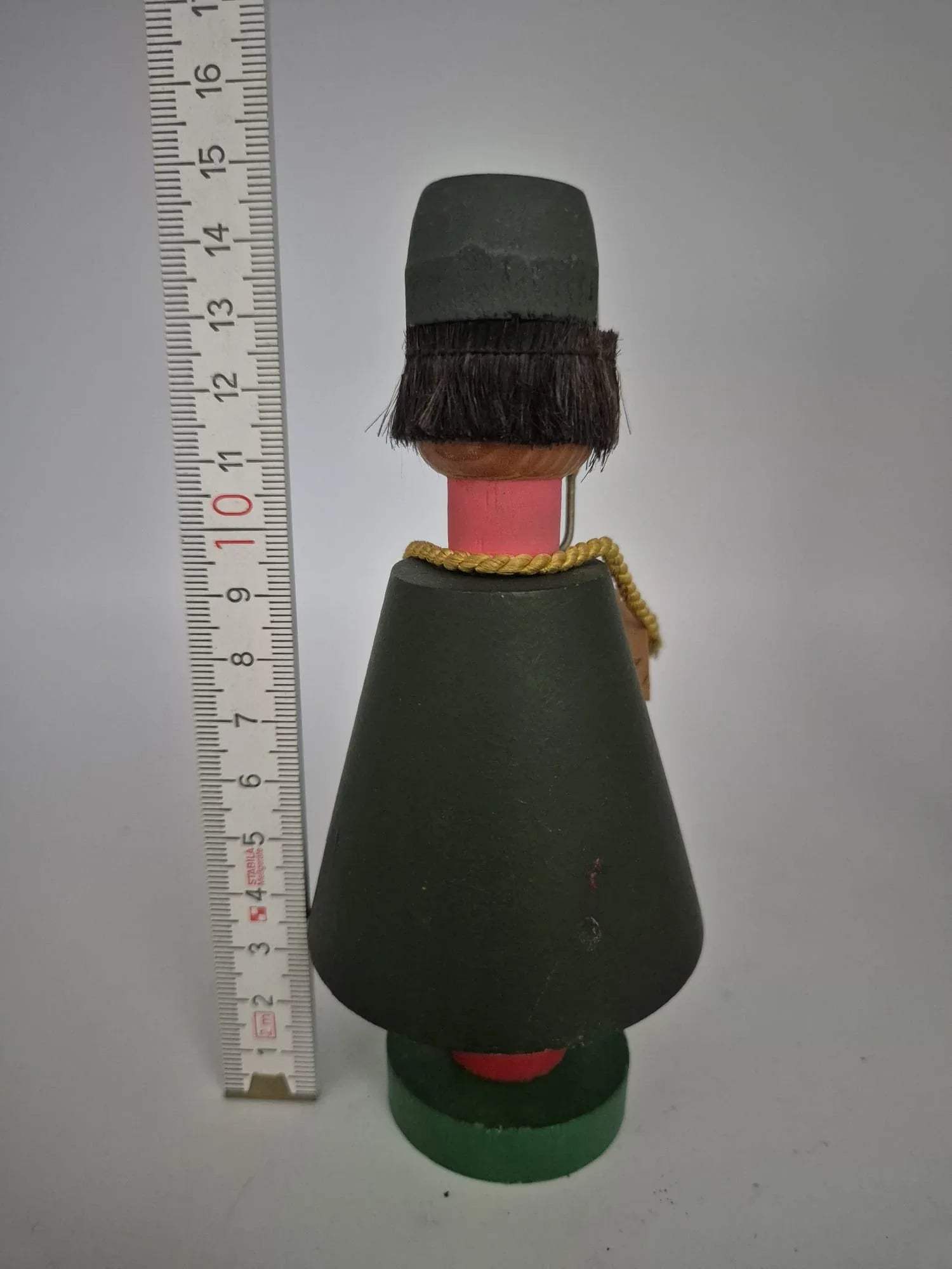 Altes Räuchermännchen – Händler mit Bauchladen
