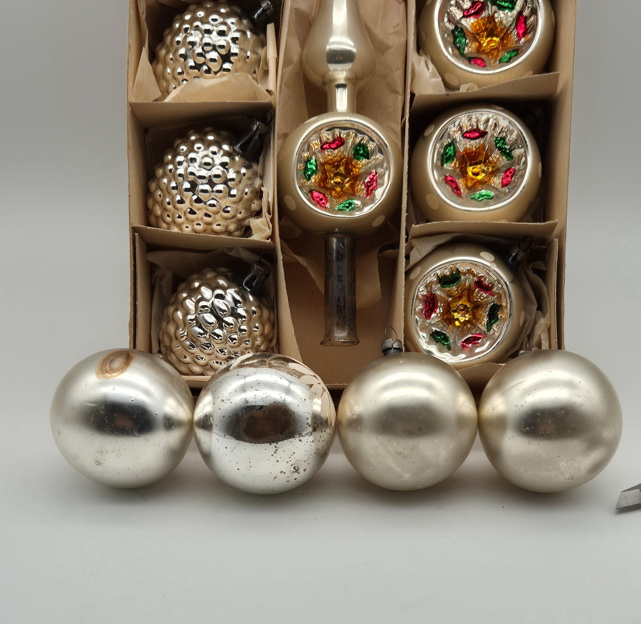 Alter Christbaumschmuck im Set