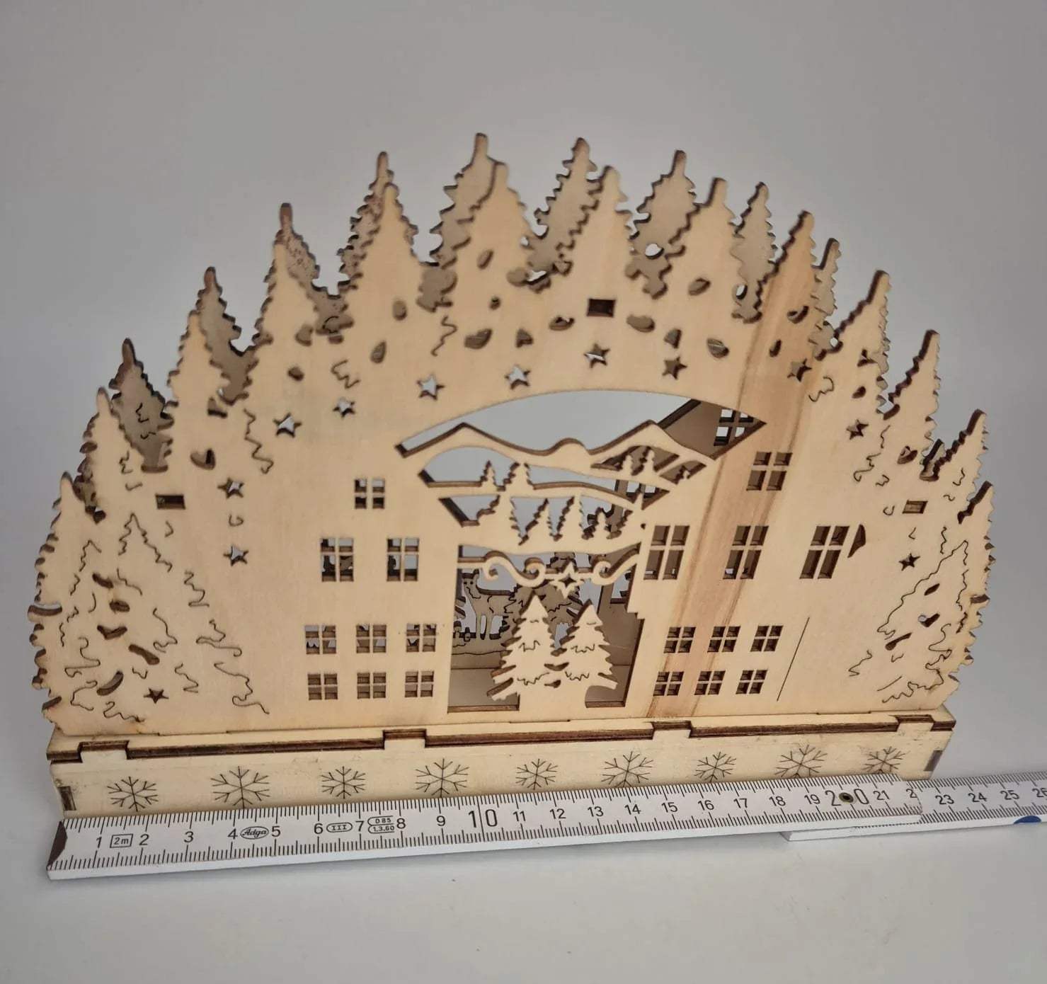 Sigro LED Schwibbogen Holz mit Wintermotiv