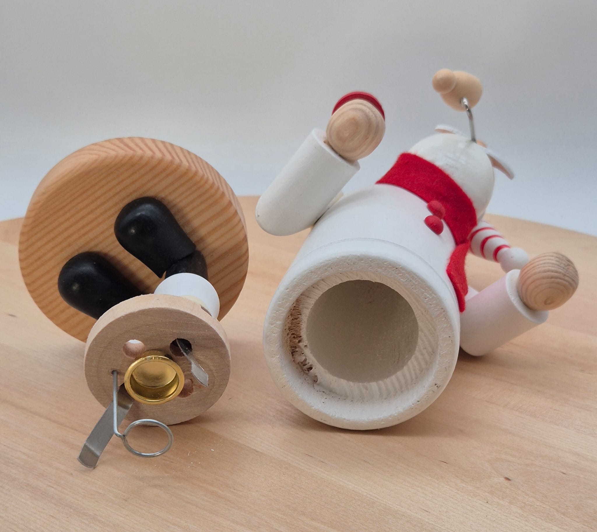 Räuchermännchen Weihnachtsmann im Nachthemd – Expertic
