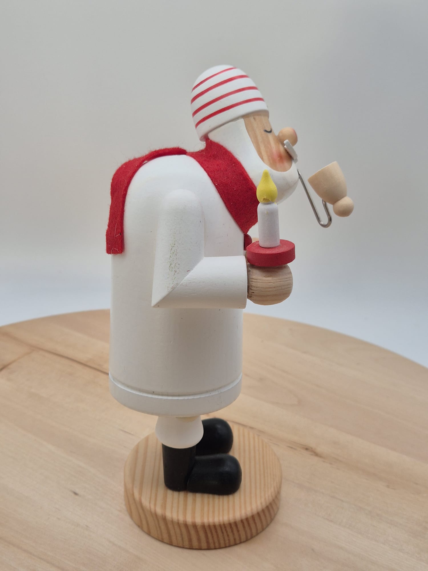 Räuchermännchen Weihnachtsmann im Nachthemd – Expertic