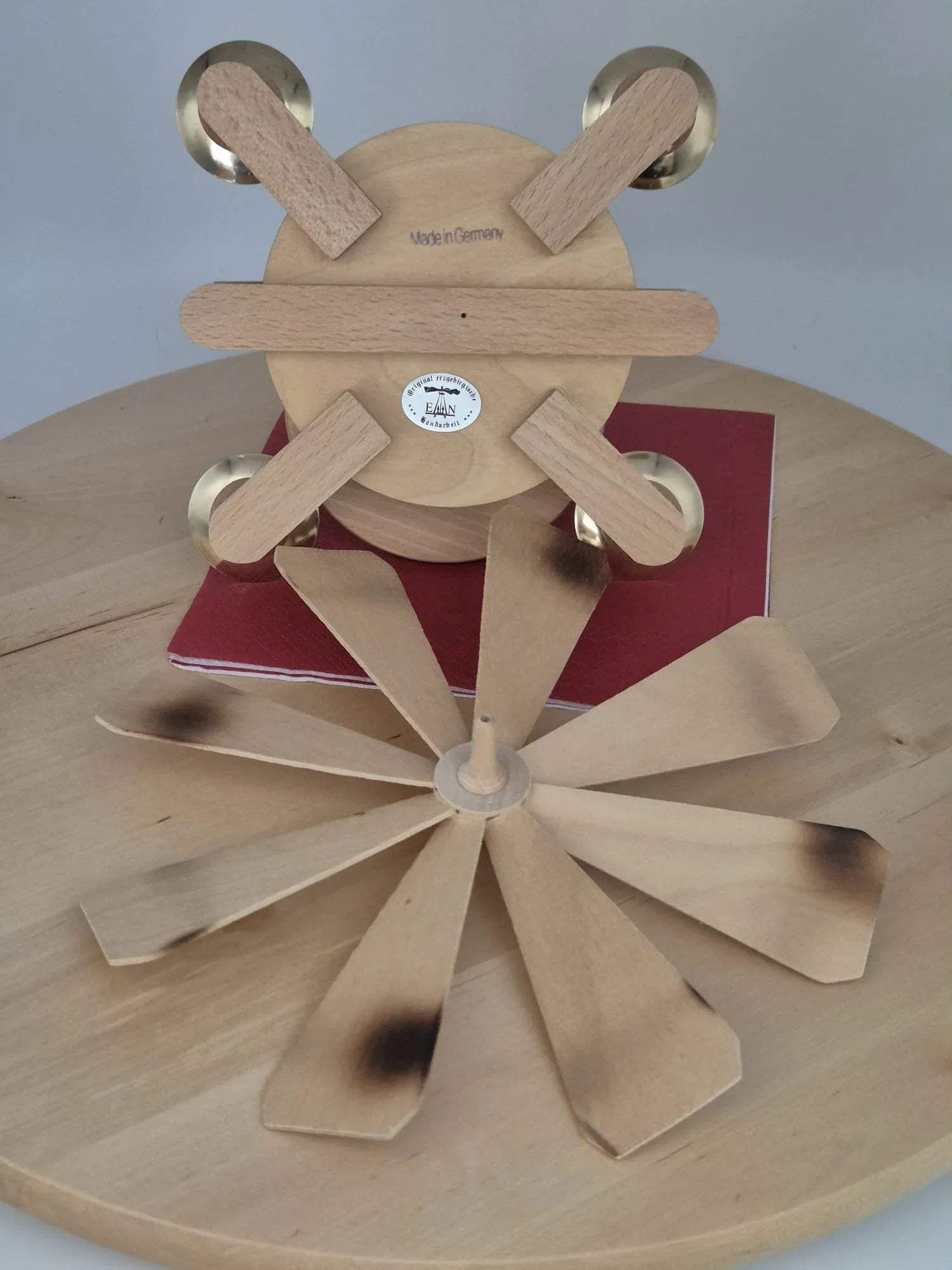 Pyramide mit Rehen – Dregeno Seiffen Erzgebirge