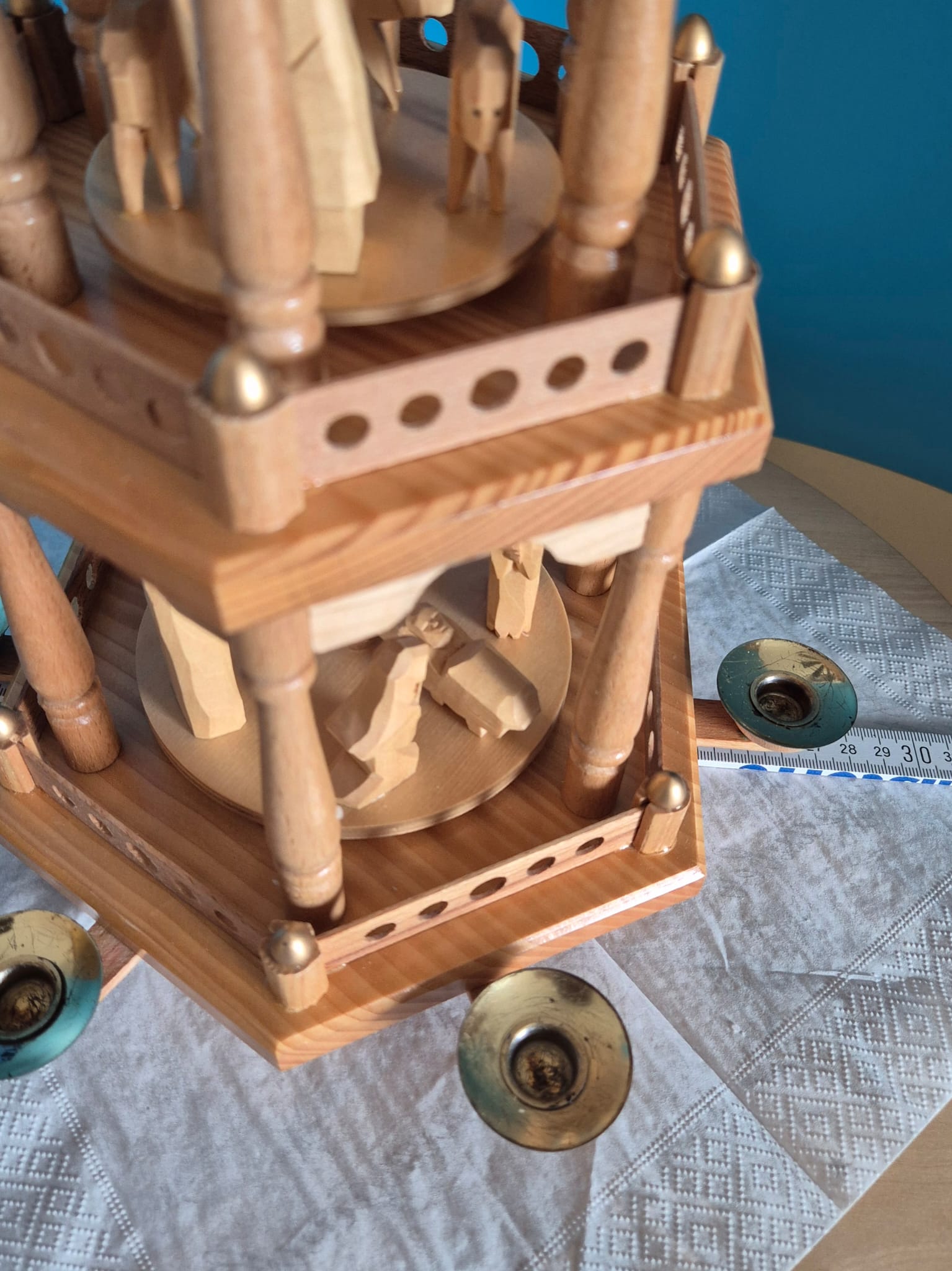 Erzgebirgische Weihnachts-Pyramide, zweistöckig – Dregeno Seiffen (Manfred Will)