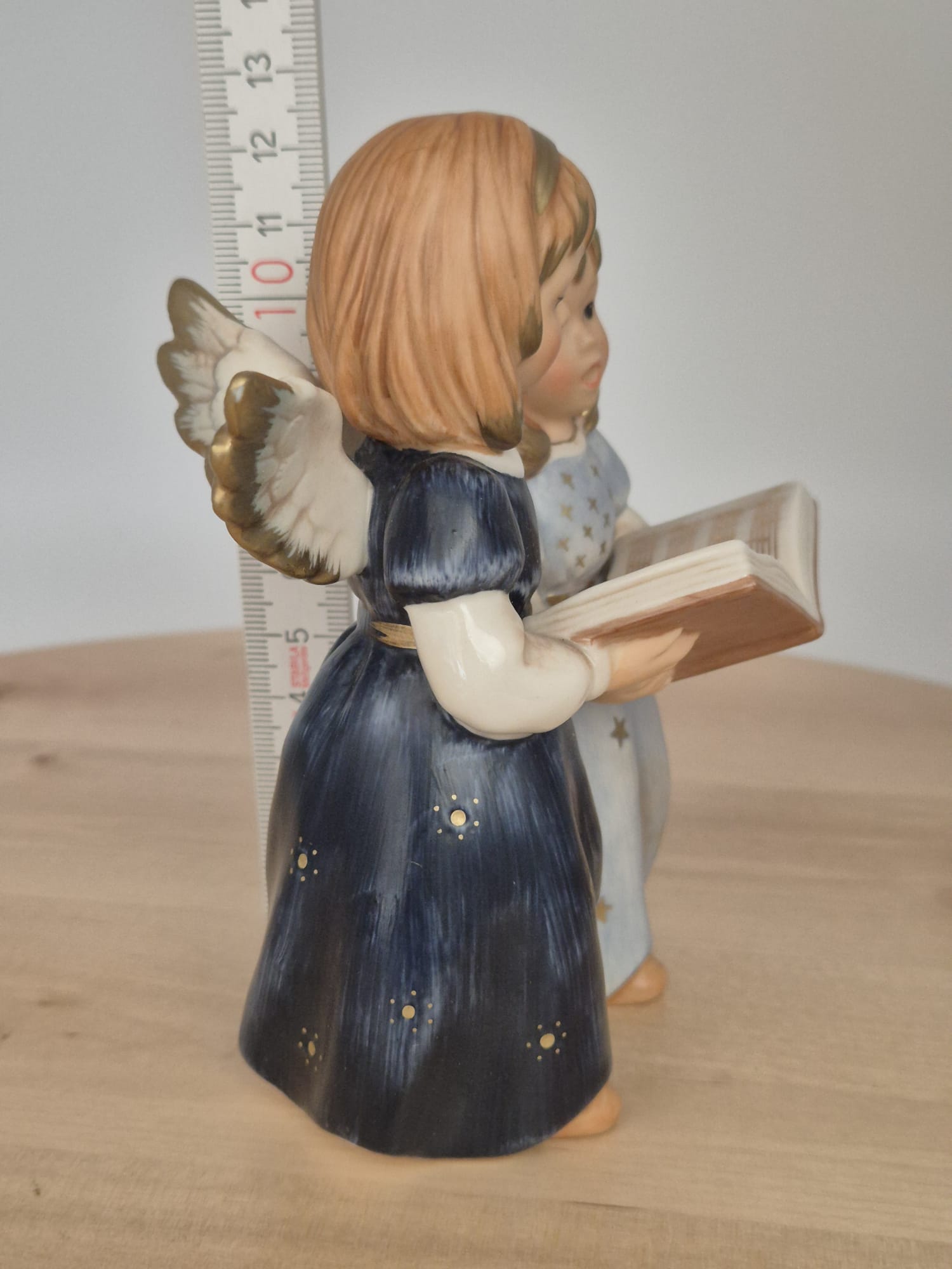 Goebel Porzellanfigur – Zwei Engel mit Gesangsbuch