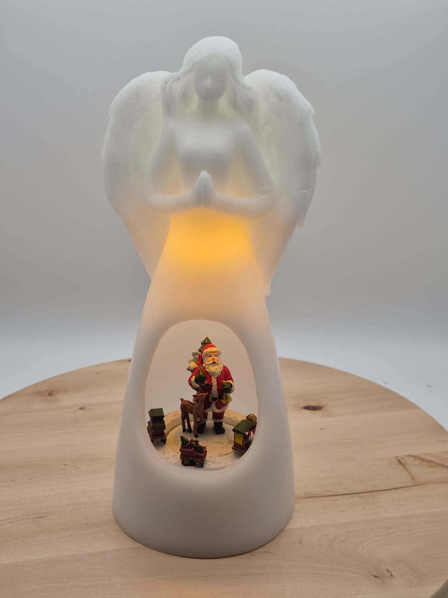 Wachsengel mit Weihnachtsmann – QVC