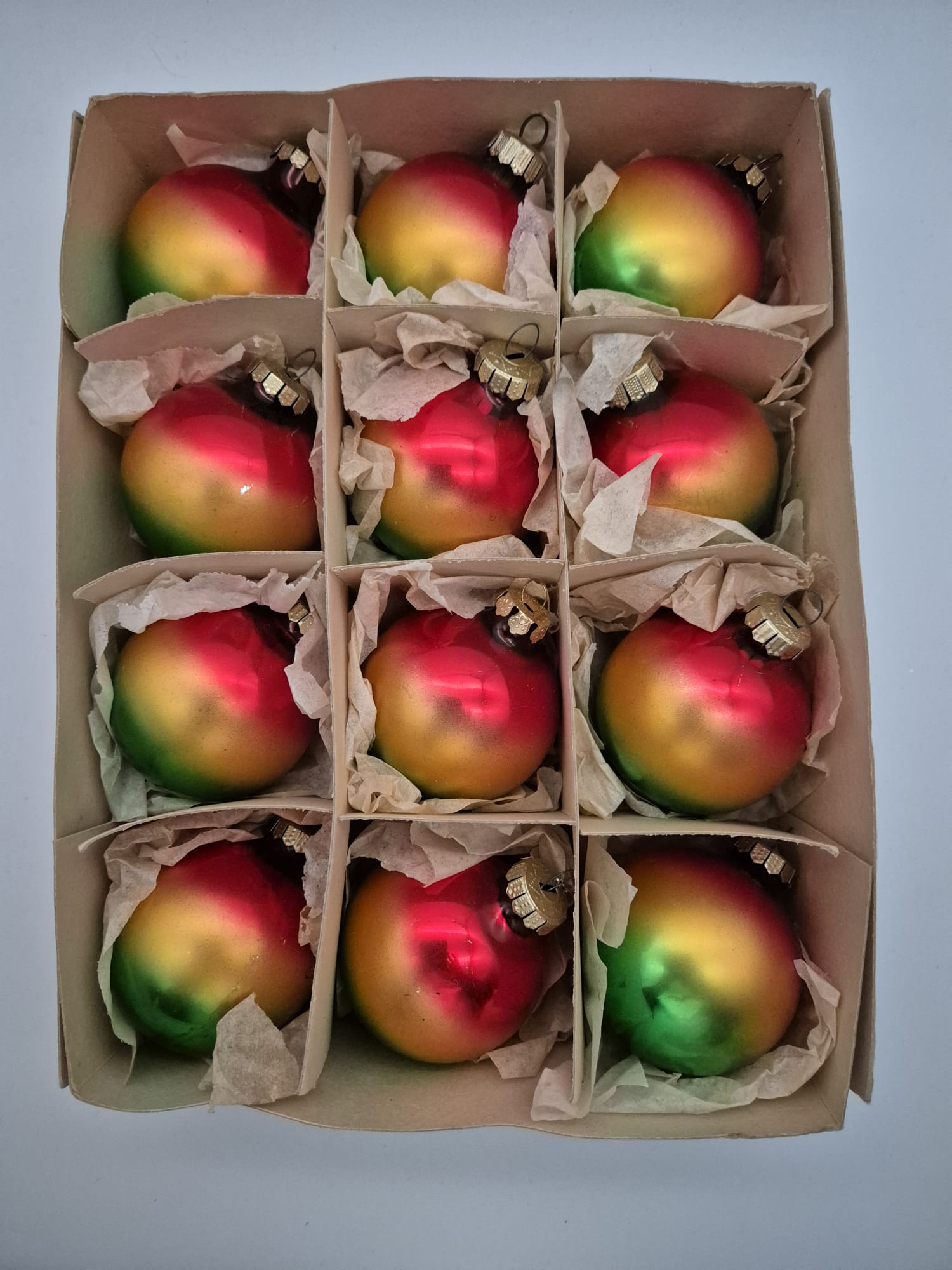 DDR Weihnachtskugeln aus Glas bunt